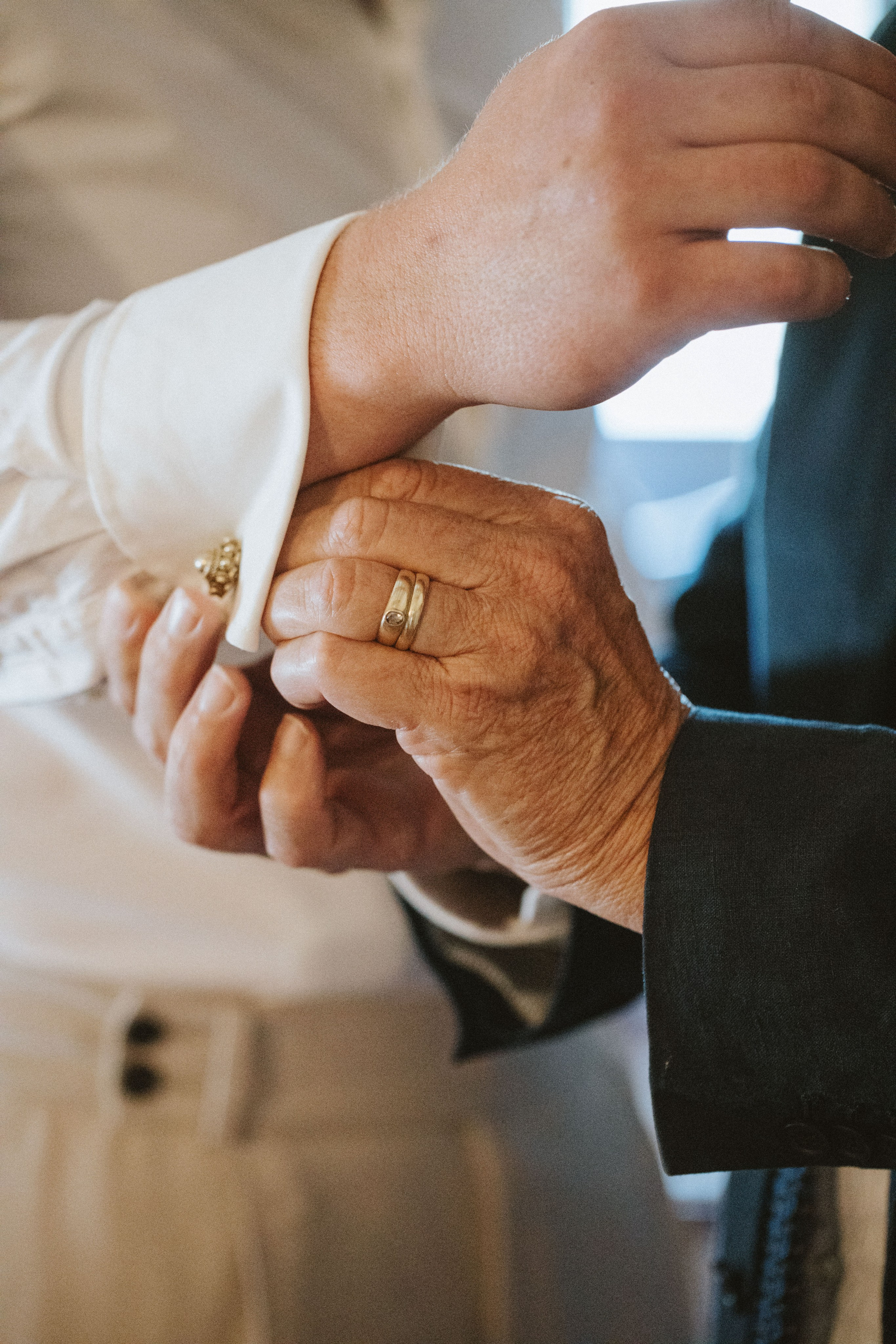 Sebastian & Isa – Matrimonio Romantico in Toscana | Celebrazione Intima tra le Colline. Fotografo di matrimoni a Firenze, Pisa e Toscana | Fotografia spontanea ed elegante in Italia