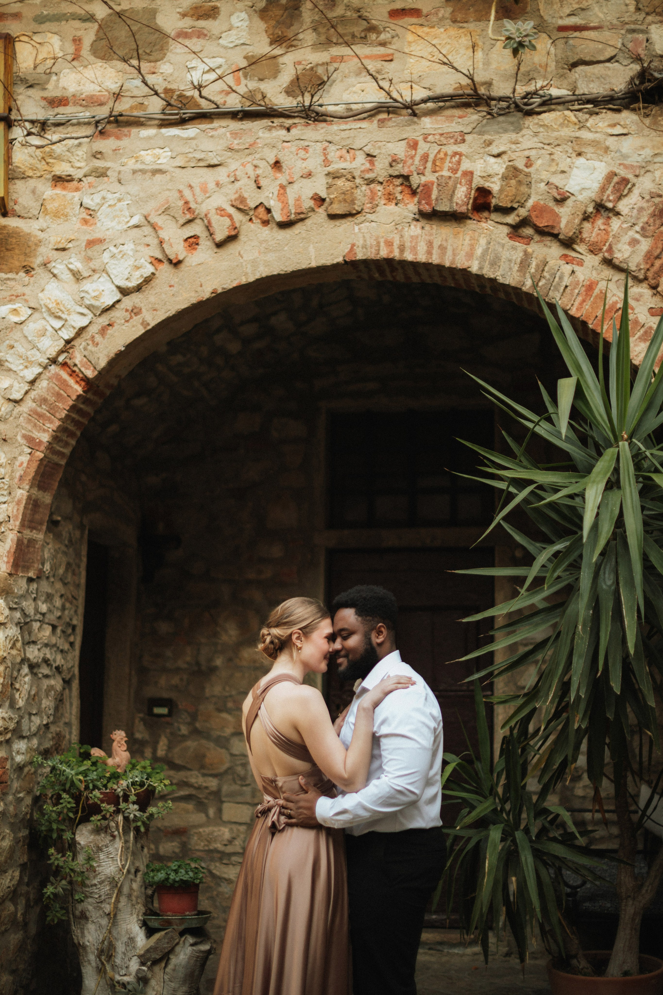 Seth & Janaya. Fotografo di matrimoni a Firenze, Pisa e Toscana | Fotografia spontanea ed elegante in Italia