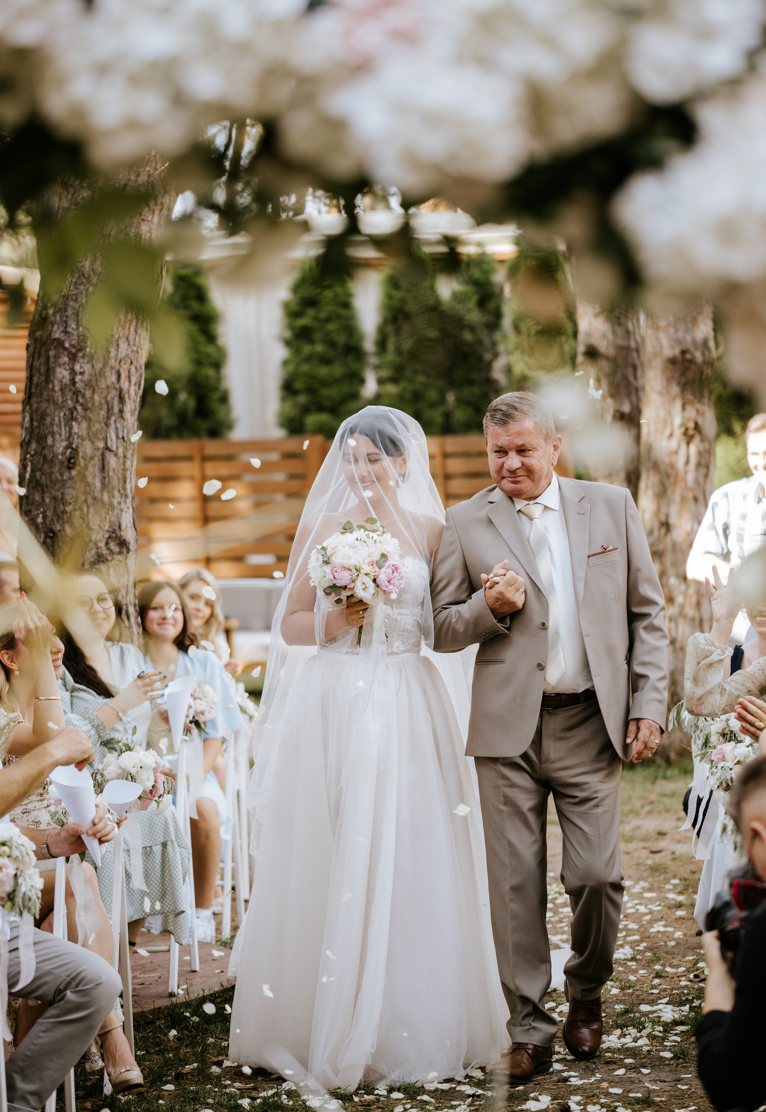 Matrimonio elegante di Olga & Slava — Emozioni autentiche e bellezza senza tempo. Fotografo di matrimoni a Firenze, Pisa e Toscana | Fotografia spontanea ed elegante in Italia