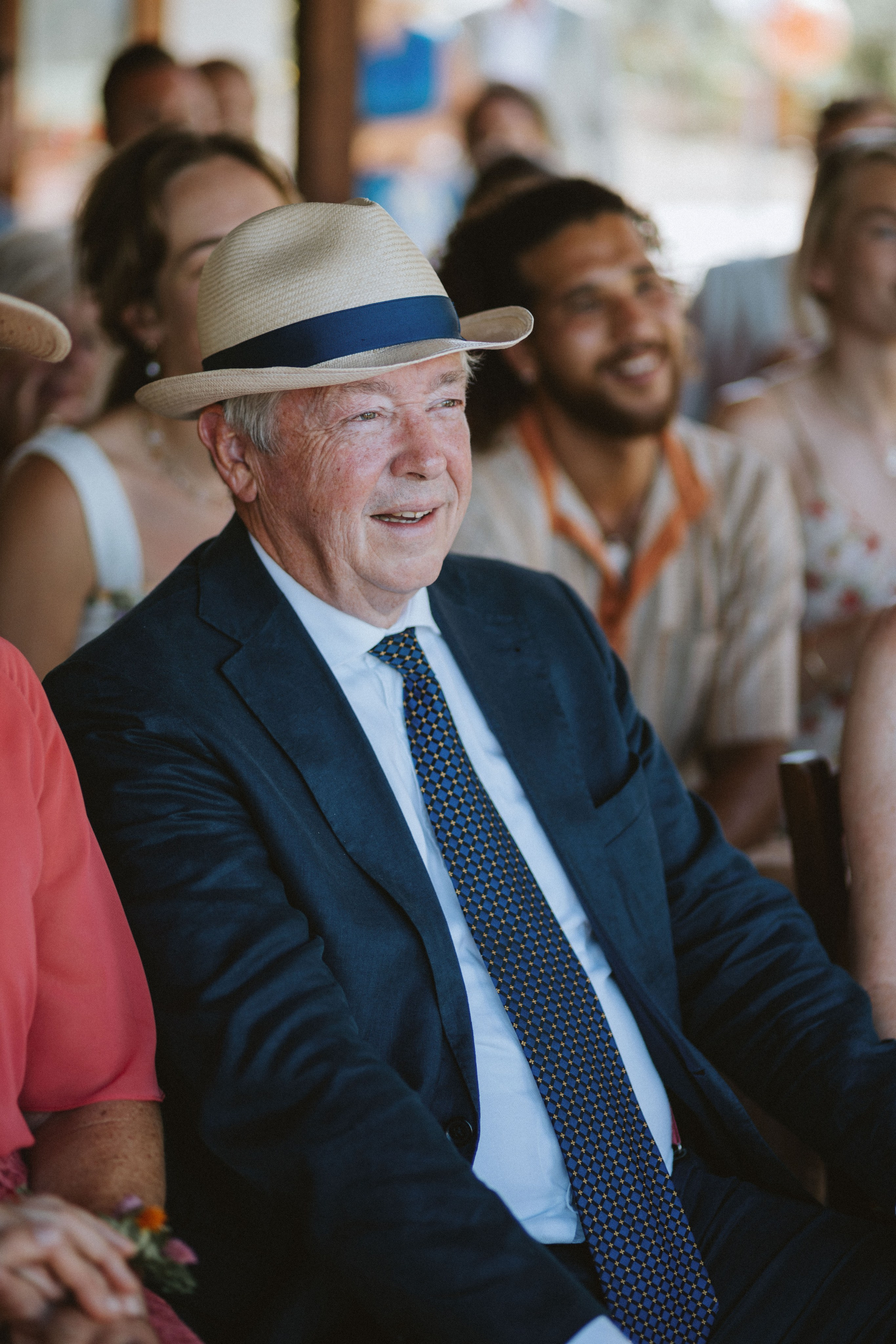 Sebastian & Isa – Matrimonio Romantico in Toscana | Celebrazione Intima tra le Colline. Fotografo di matrimoni a Firenze, Pisa e Toscana | Fotografia spontanea ed elegante in Italia