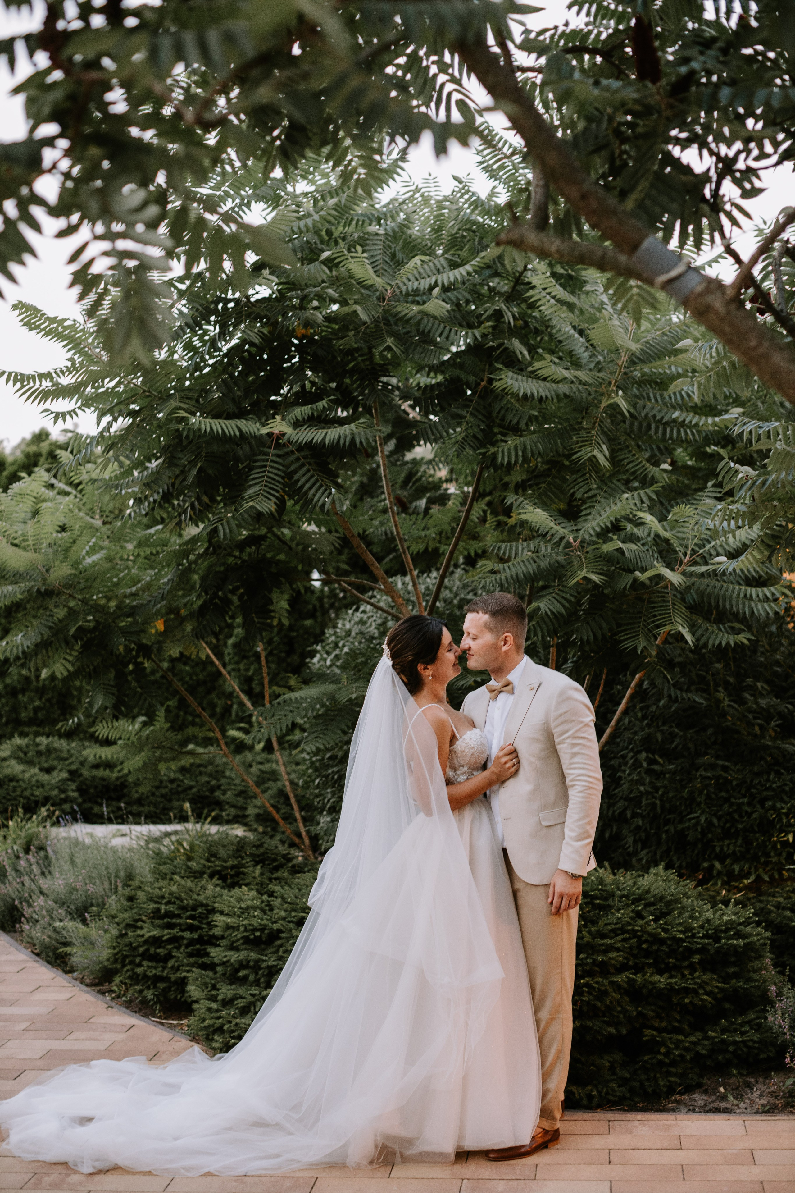 Matrimonio elegante di Olga & Slava — Emozioni autentiche e bellezza senza tempo. Fotografo di matrimoni a Firenze, Pisa e Toscana | Fotografia spontanea ed elegante in Italia