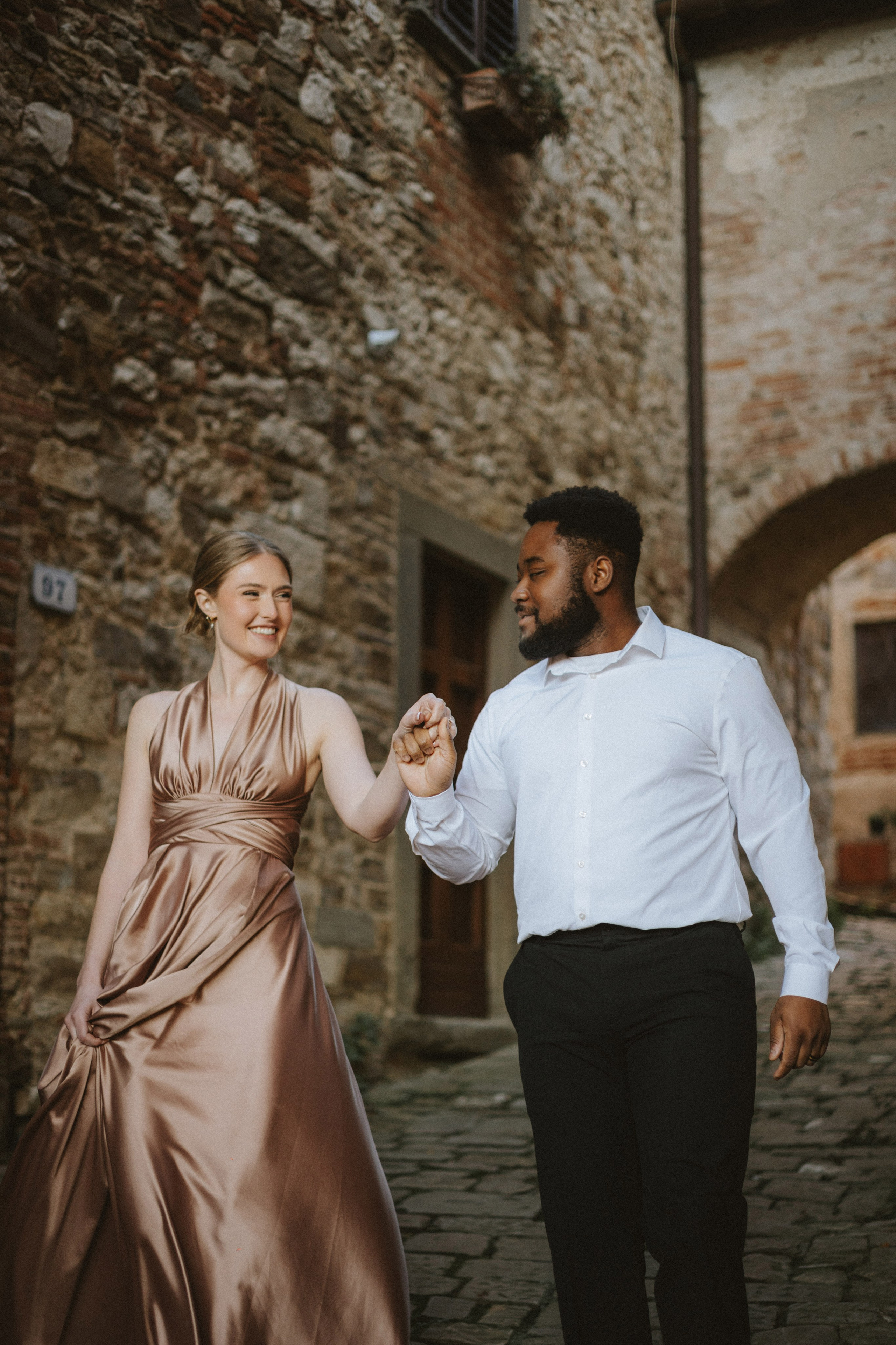 Seth & Janaya. Fotografo di matrimoni a Firenze, Pisa e Toscana | Fotografia spontanea ed elegante in Italia