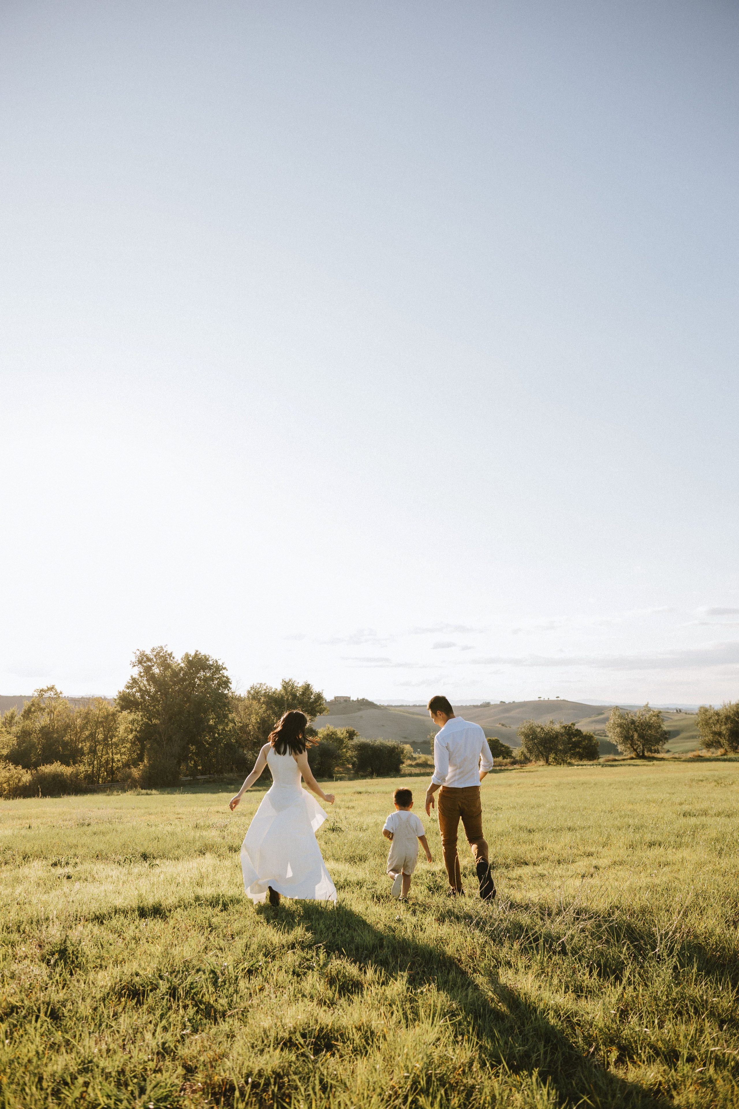 Family Photoshoot in Tuscany | Val d’Orcia & Pienza Photographer. Wedding Photographer in Florence, Pisa & Tuscany | Candid & Elegant Photography in Italy