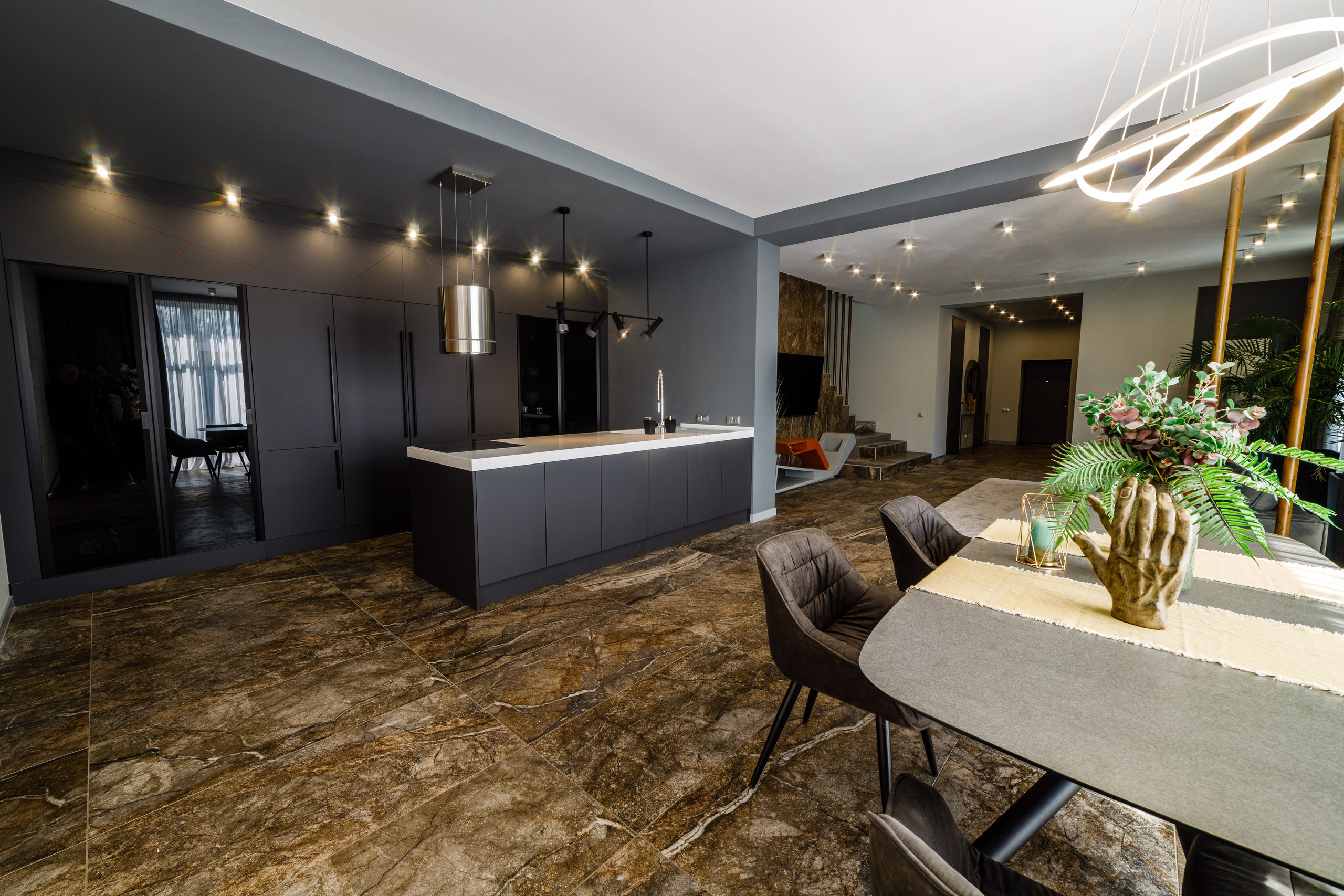 Fotografia di interni e architettura a Firenze, Toscana e Italia | Kutsan Photography. Fotografo di matrimoni a Firenze, Pisa e Toscana | Fotografia spontanea ed elegante in Italia