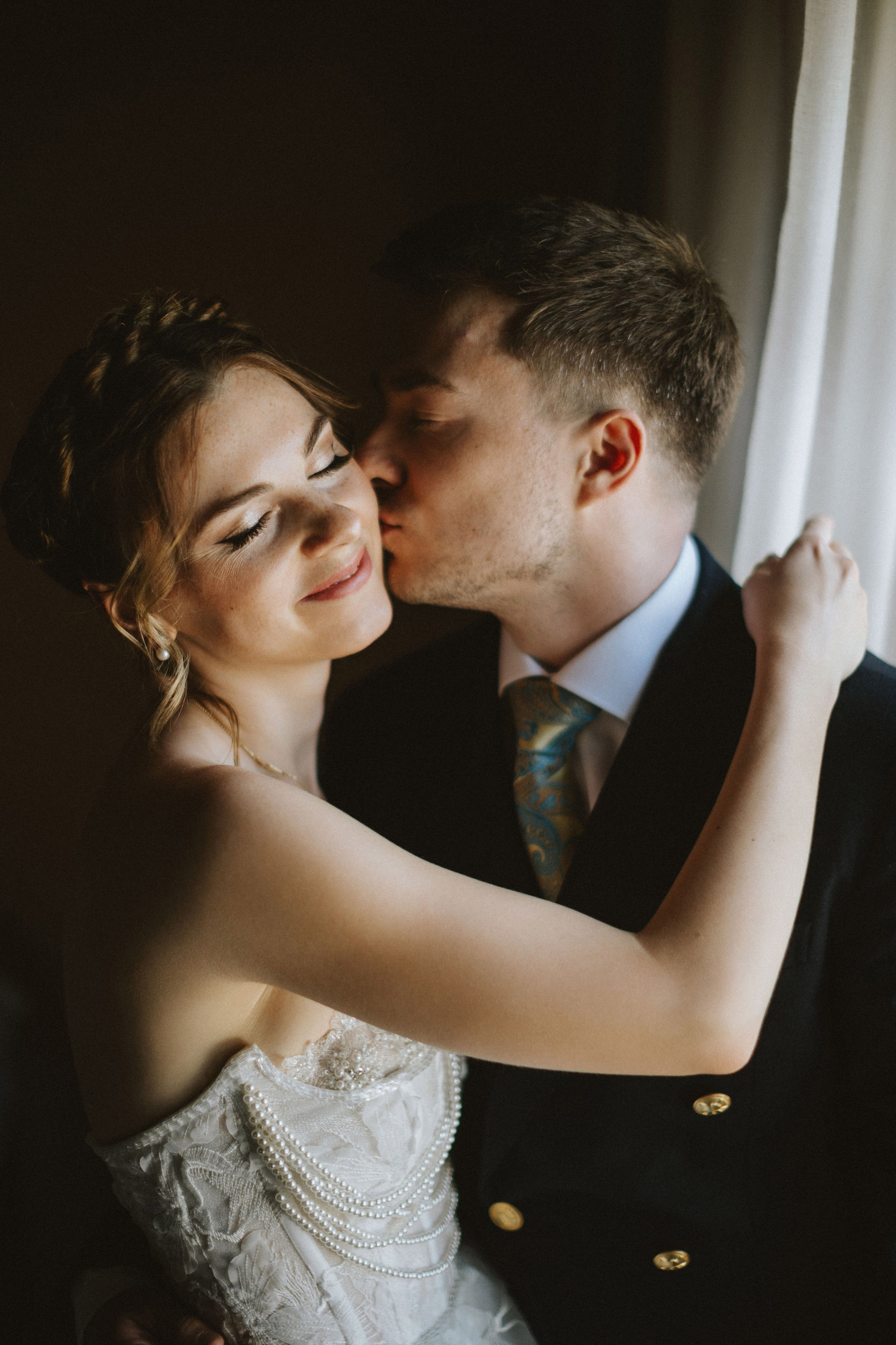 Yura & Katya: Tuscan Wedding Preview at Agriturismo Sottotono. Fotografo di matrimoni a Firenze, Pisa e Toscana | Fotografia spontanea ed elegante in Italia