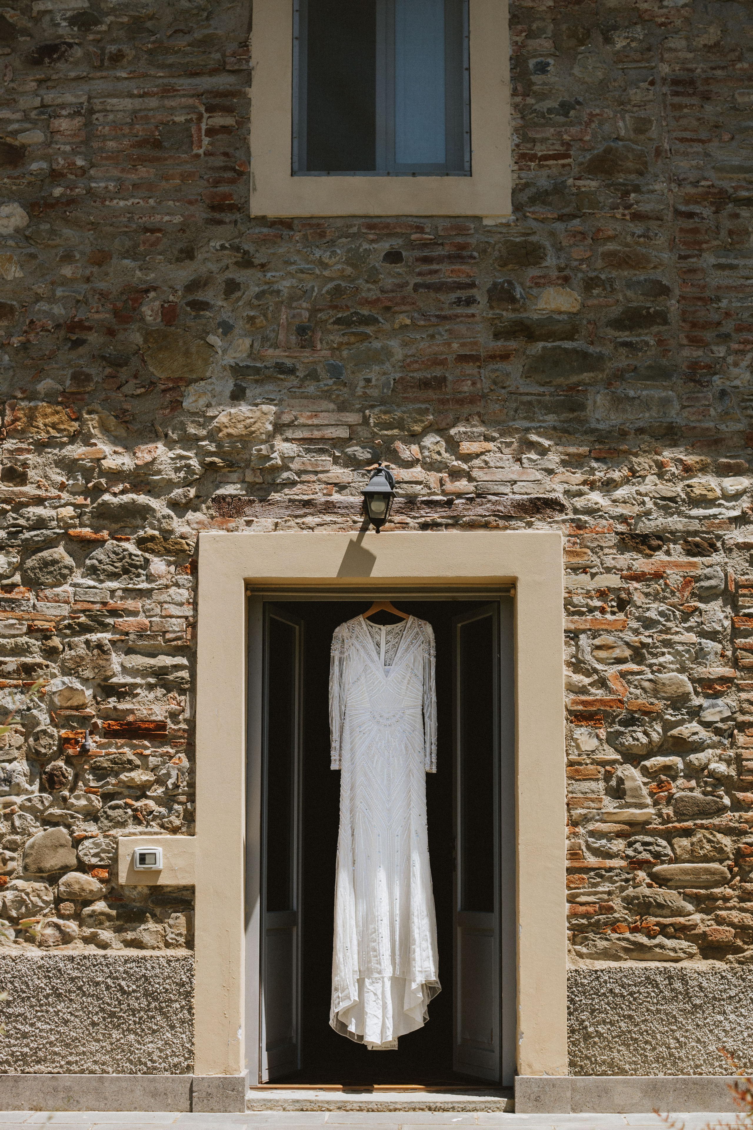 Sebastian & Isa – Matrimonio Romantico in Toscana | Celebrazione Intima tra le Colline. Fotografo di matrimoni a Firenze, Pisa e Toscana | Fotografia spontanea ed elegante in Italia