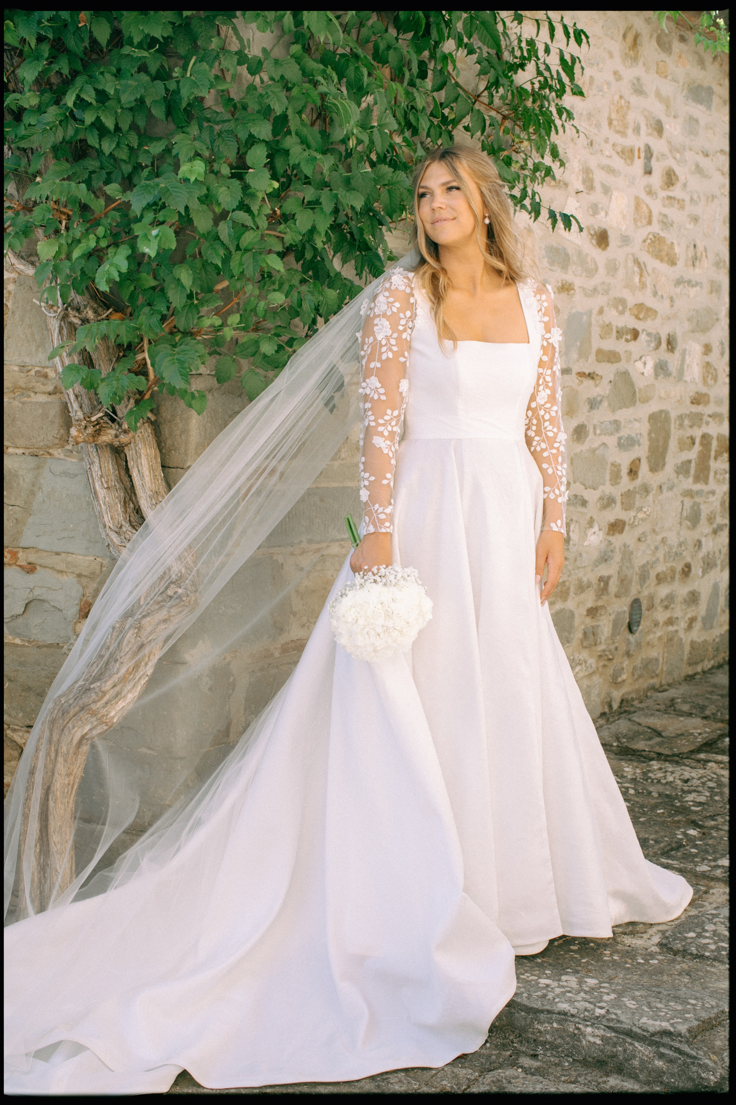 Destination Wedding Photographer & Videographer in Spain & Europe | Yarets Studio
