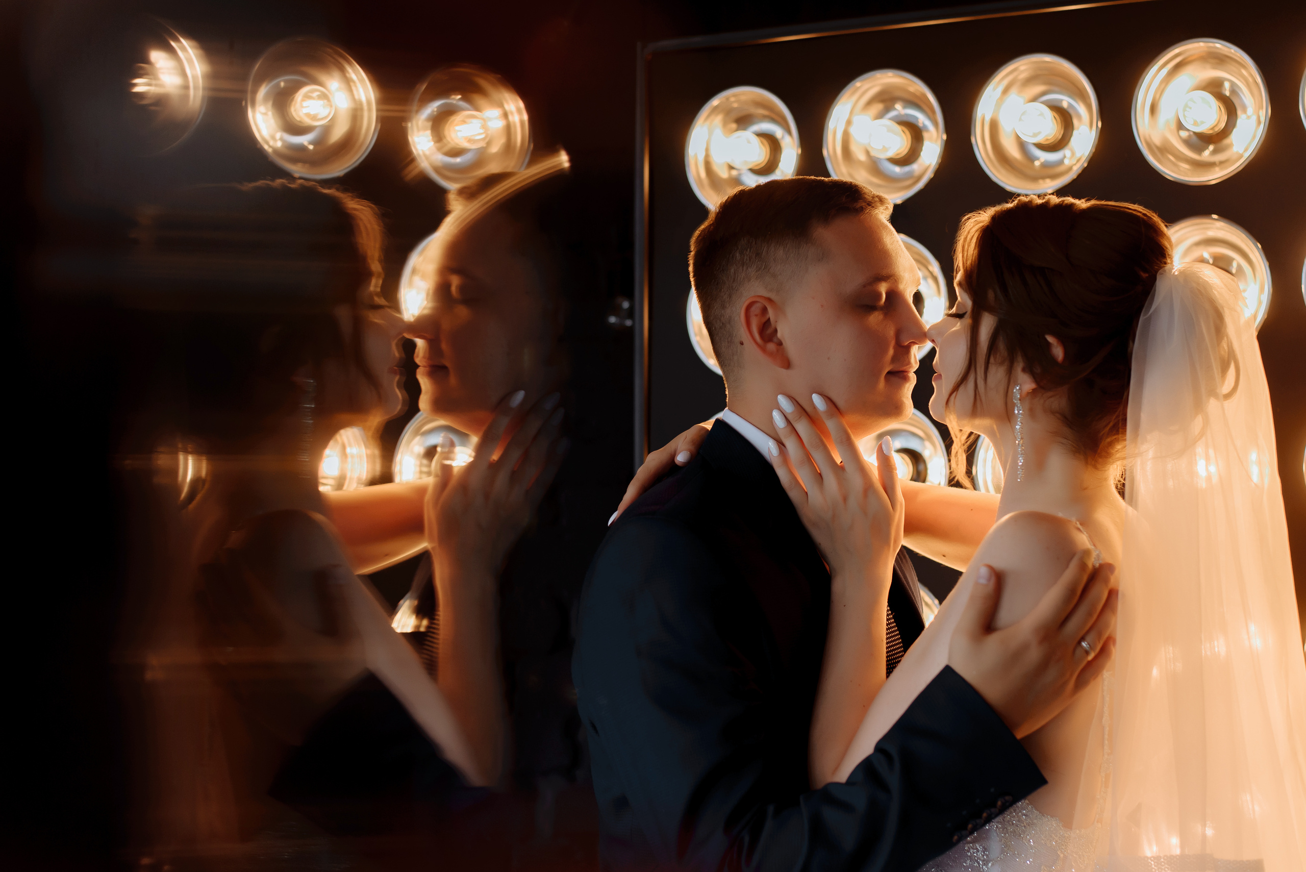 ГОЛОВНА. Олексій Ревуцький - весільний та сімейний фотограф