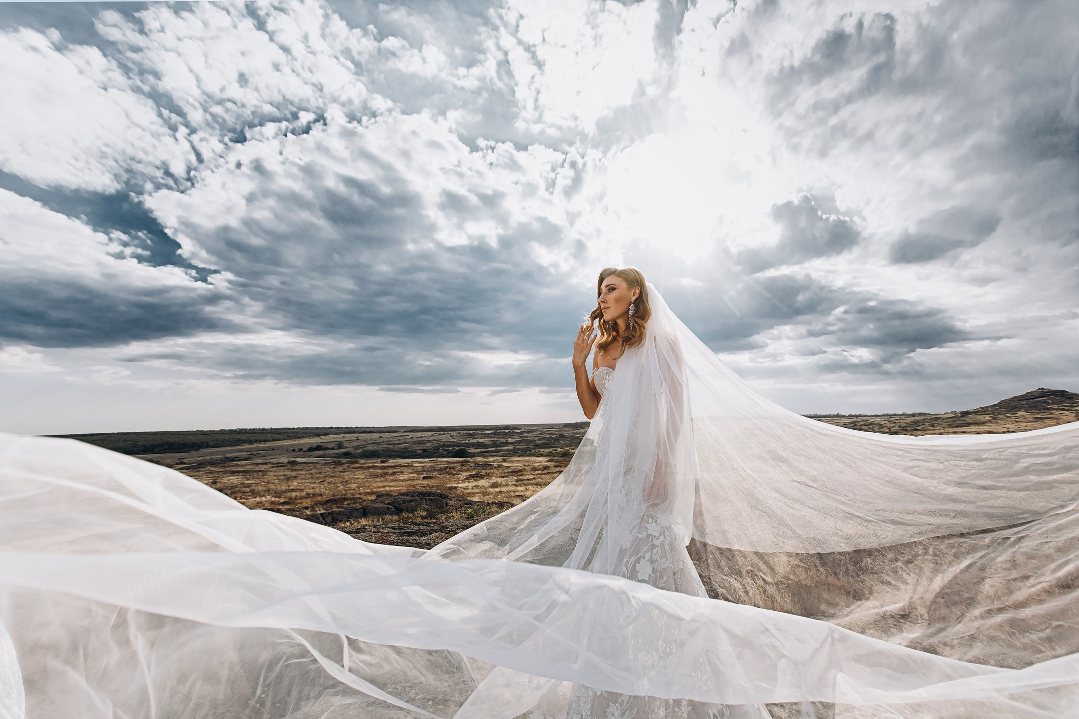 ЦЕНЫ 2024. Свадебный фотограф в Риге Руслан Федюшин