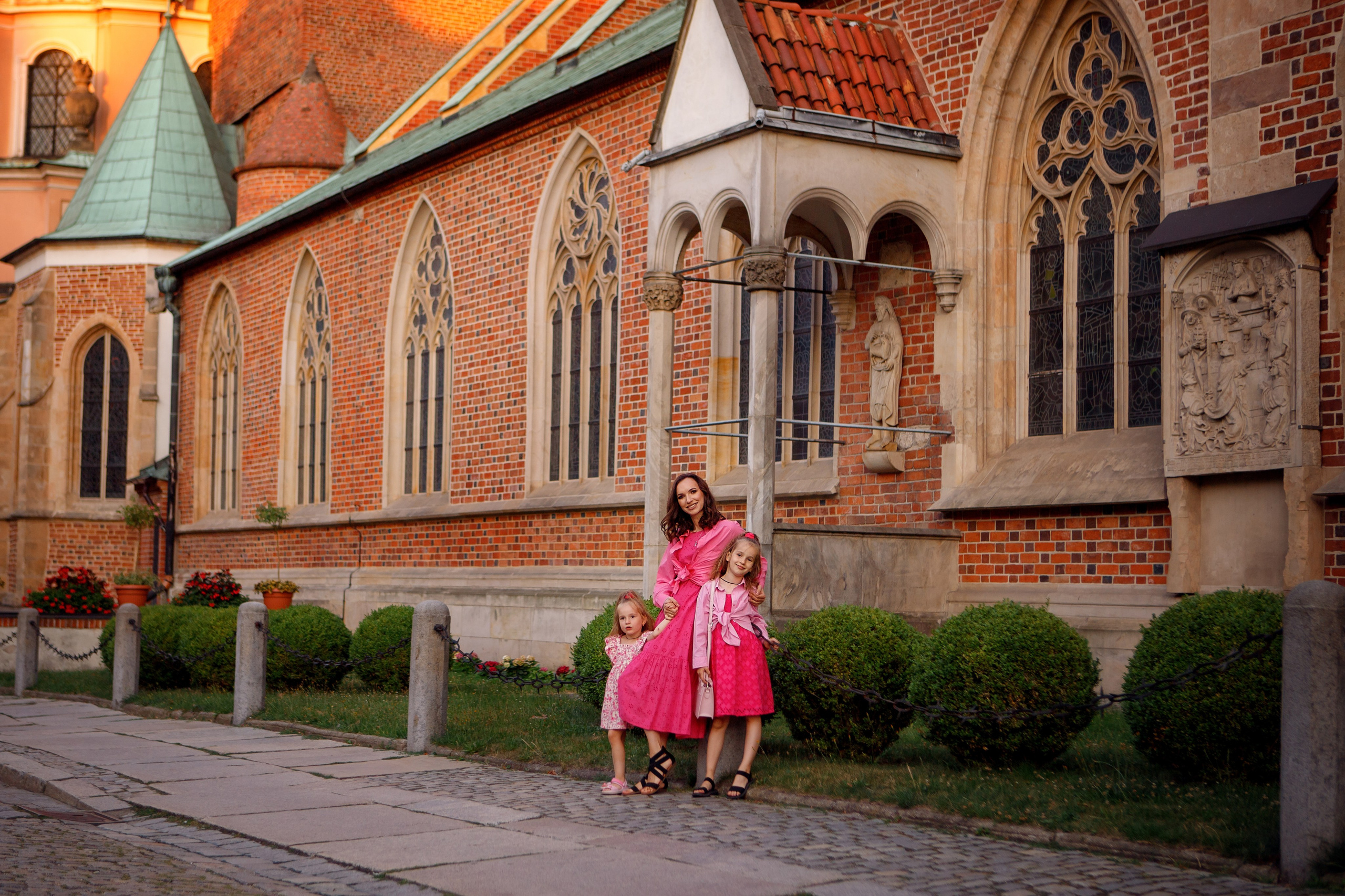 TOP 8 places for photosession in Wroclaw. Best Family Photographer in Wroclaw Anna Tsukanova