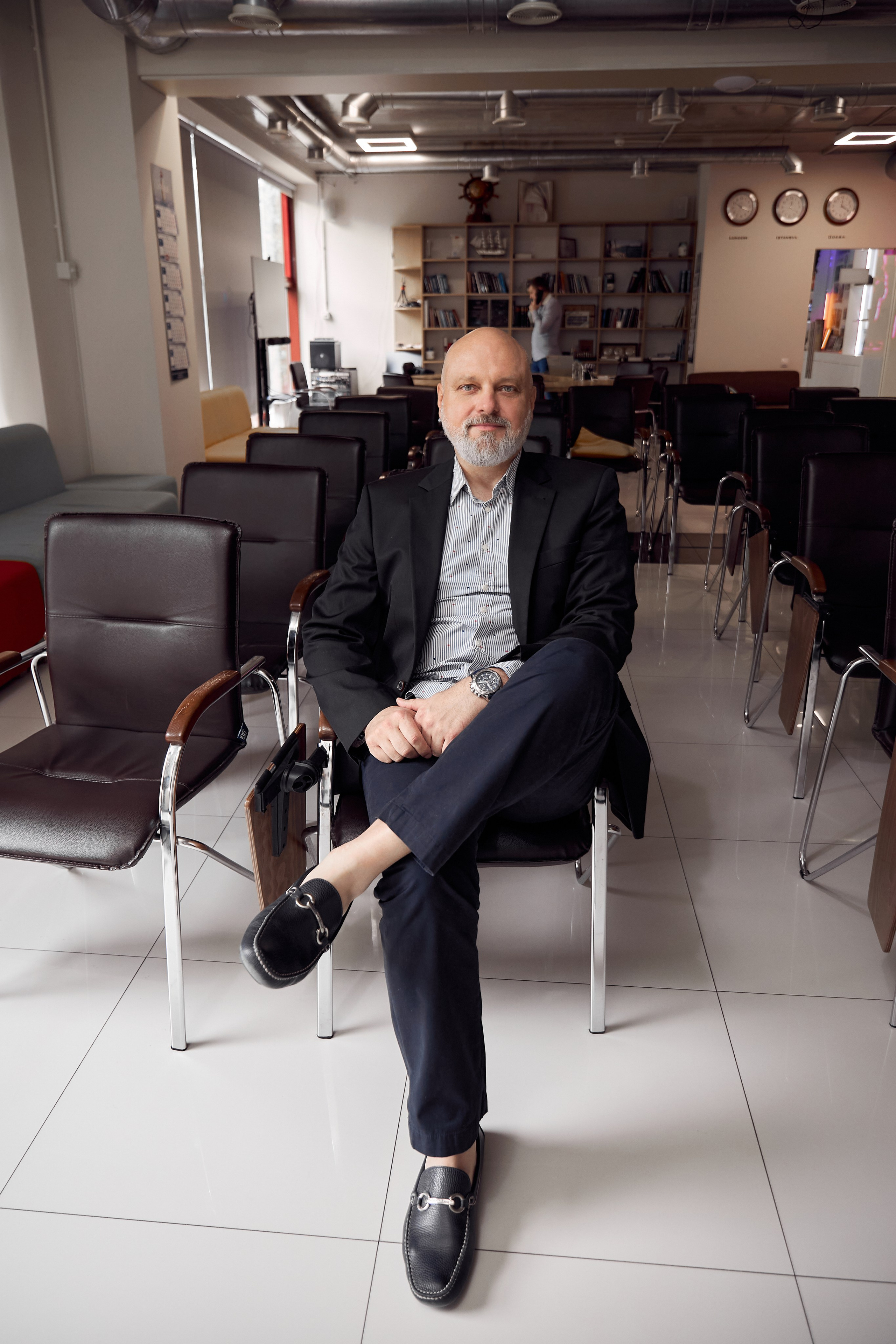 Бізнес-портрет керівника в Одесі — ділова фотосесія