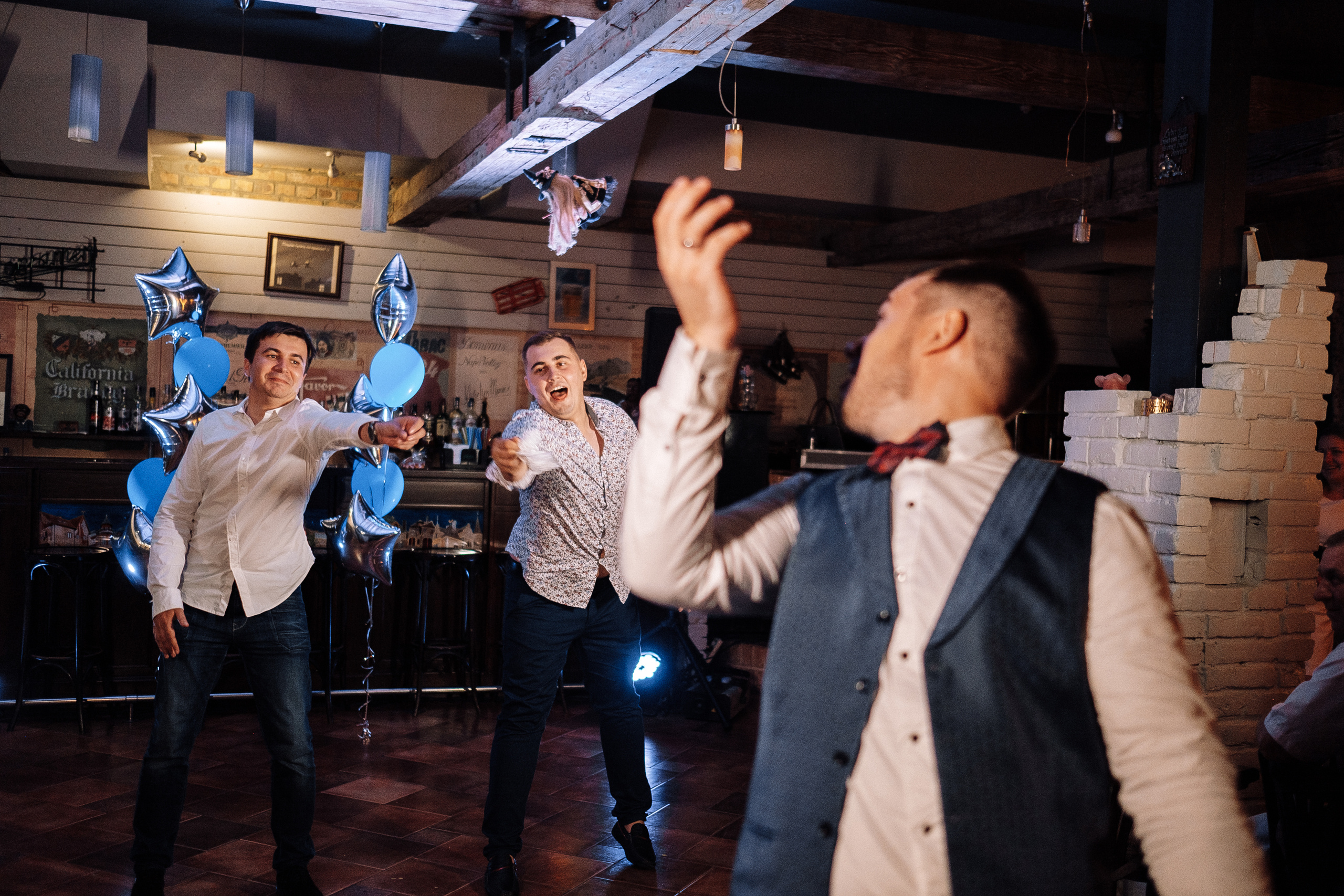 14.07.2019 Wedding Story. Ivan Skufinsky — wedding and family photographer in Vancouver