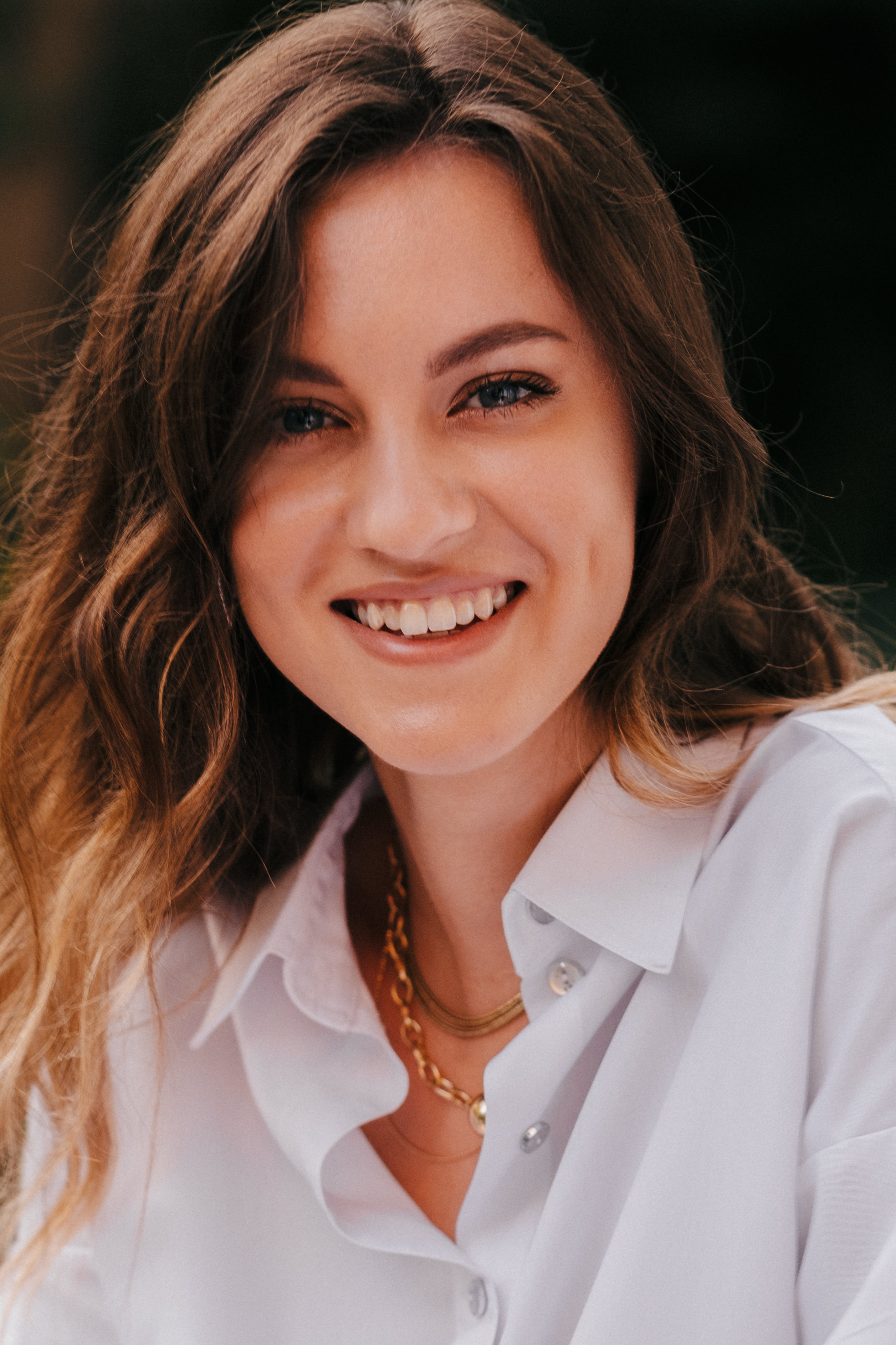 Family photo session at home. Four generations in one frame. Ivan Skufinsky — wedding and family photographer in Vancouver