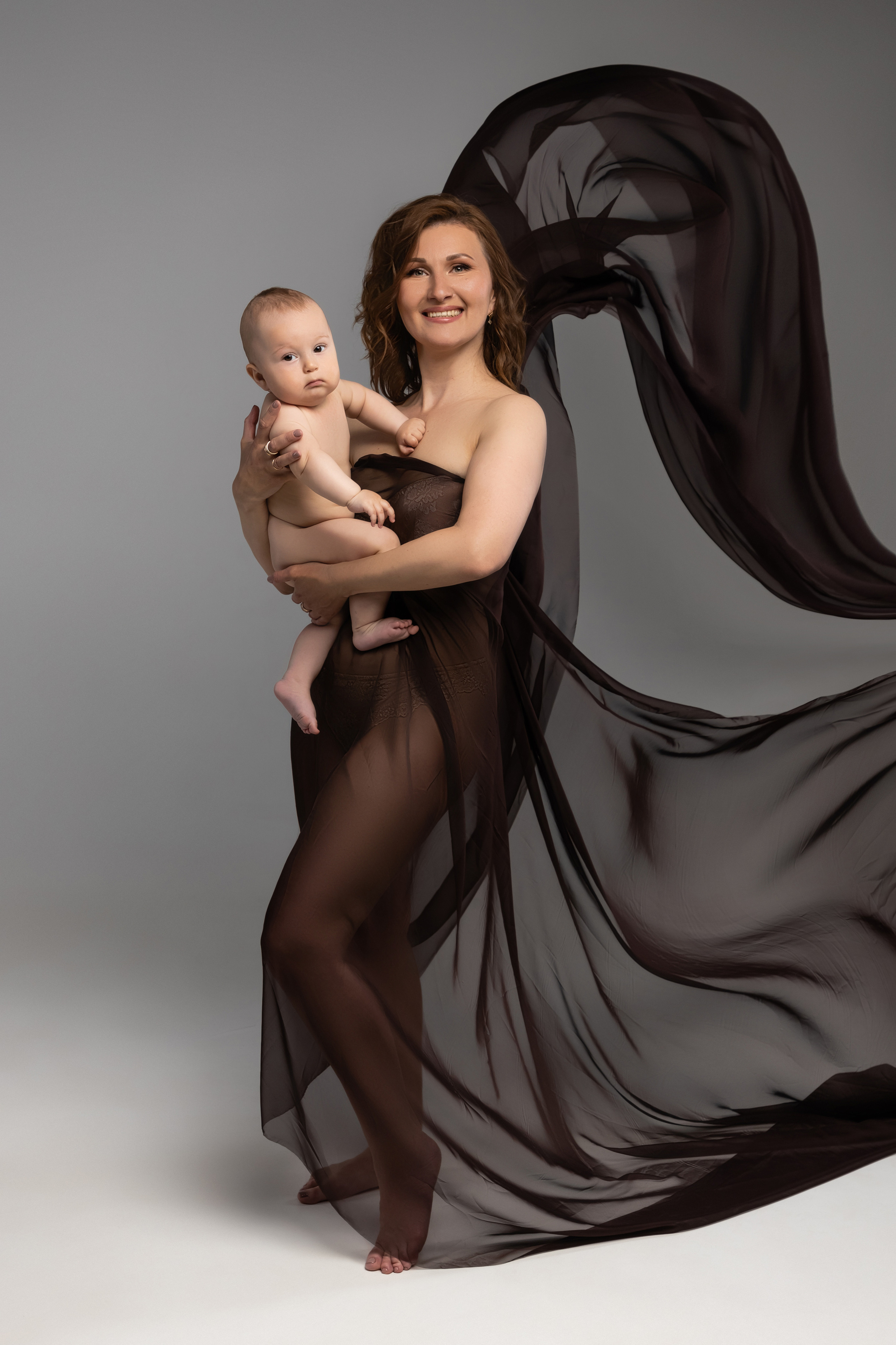 Фотосесія материнства Мілена з малюком. Fotografka Roksana