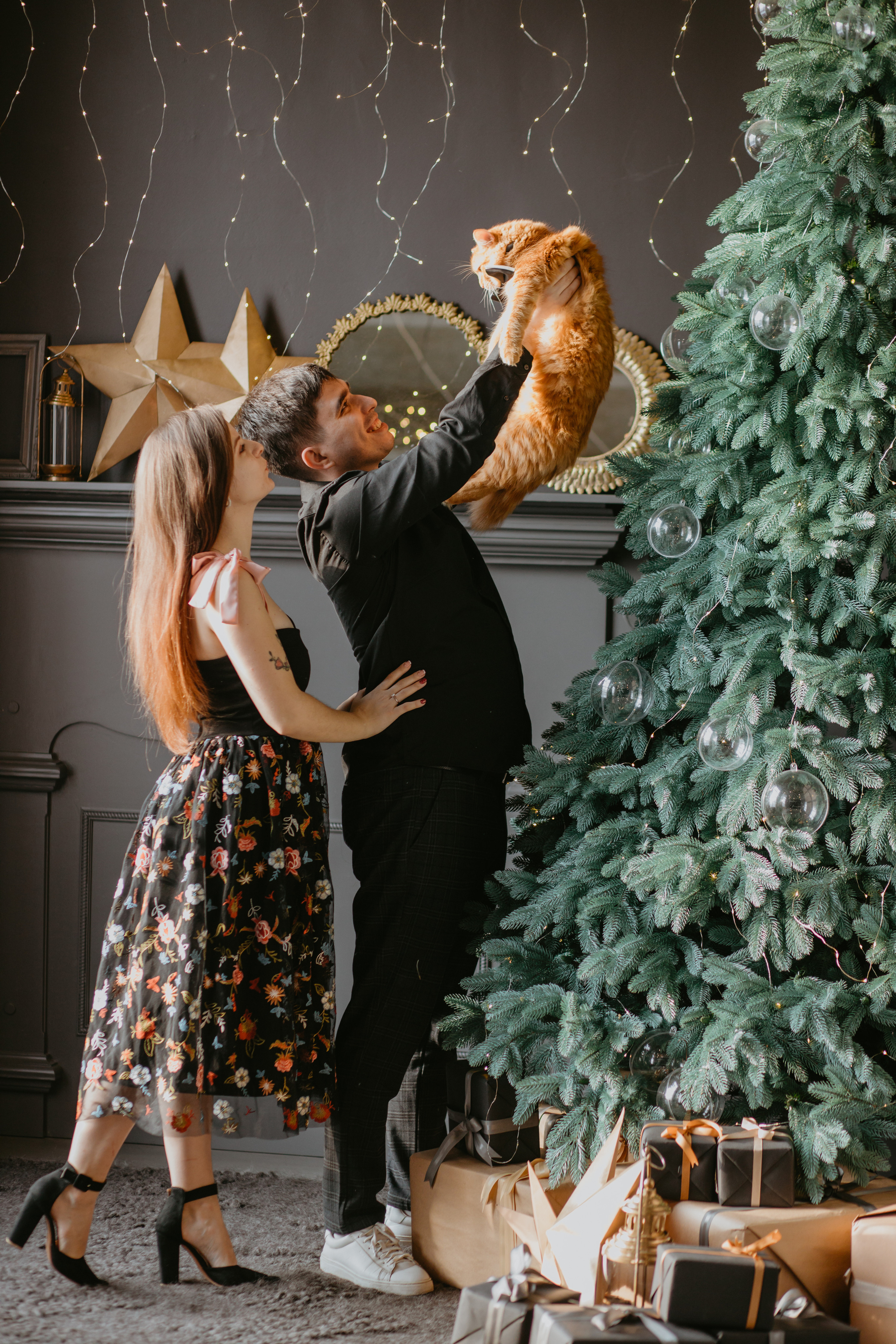 Новорічна зйомка Юлія, Андрій та Пиріжок. Весільний фотограф у Львові Мирон Роксоляна