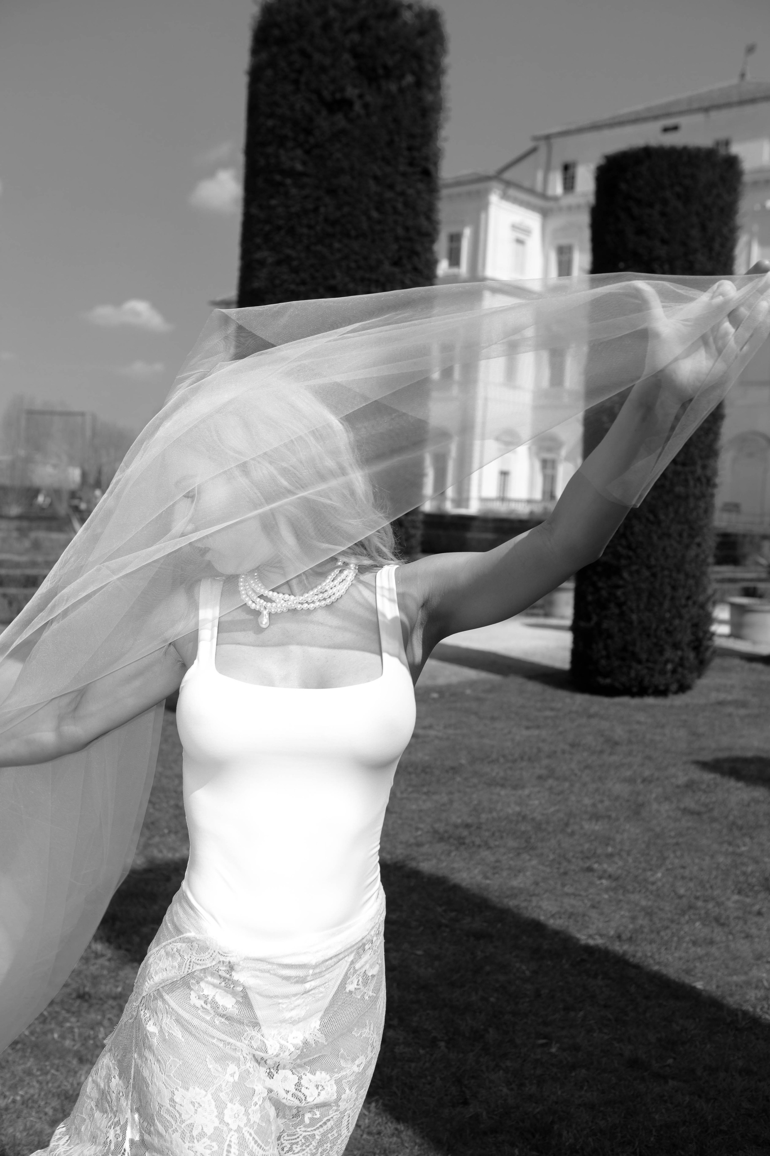 CHRISTINA. Luxury wedding photographer in Italy | Irina Armonia