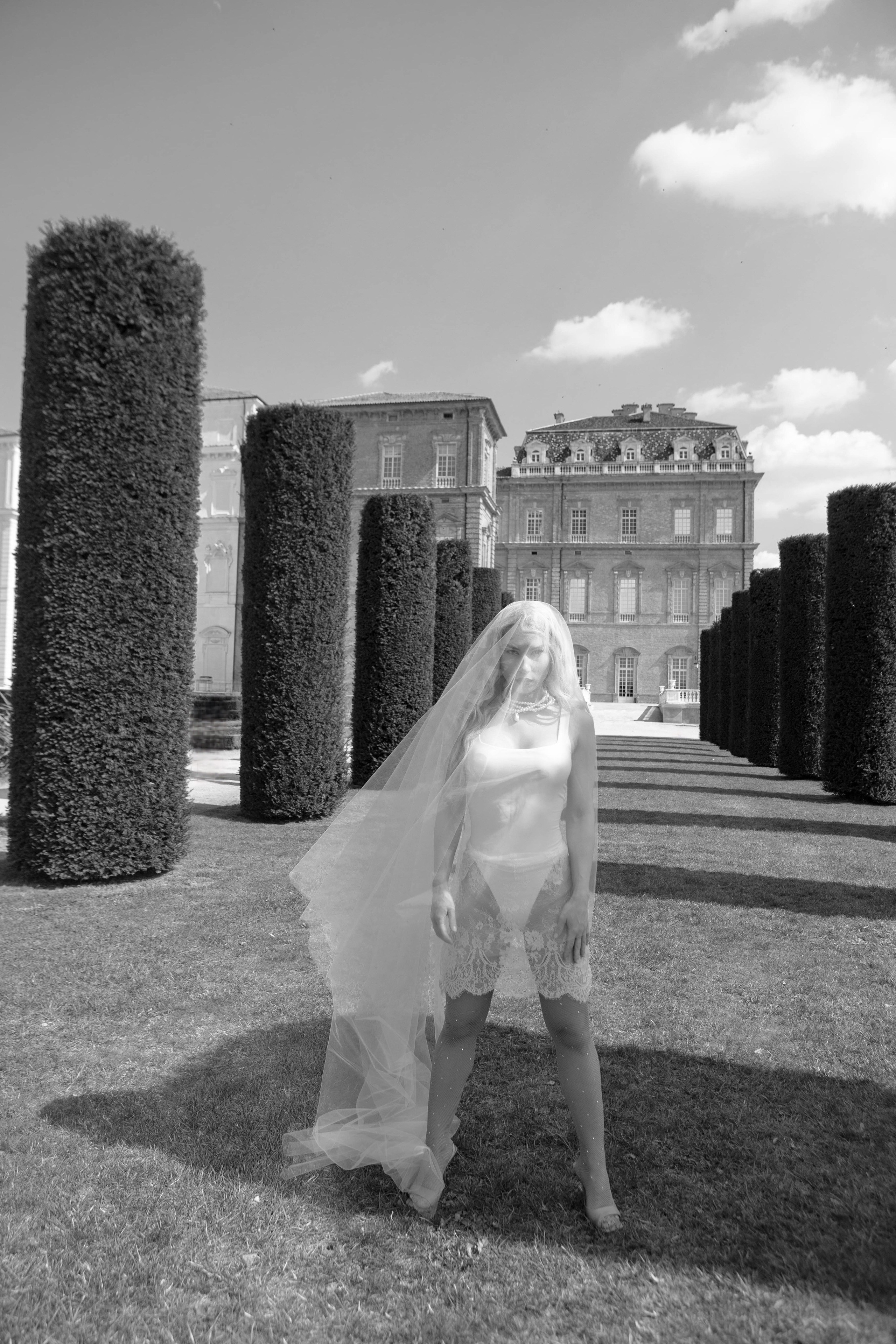 CHRISTINA. Luxury wedding photographer in Italy | Irina Armonia