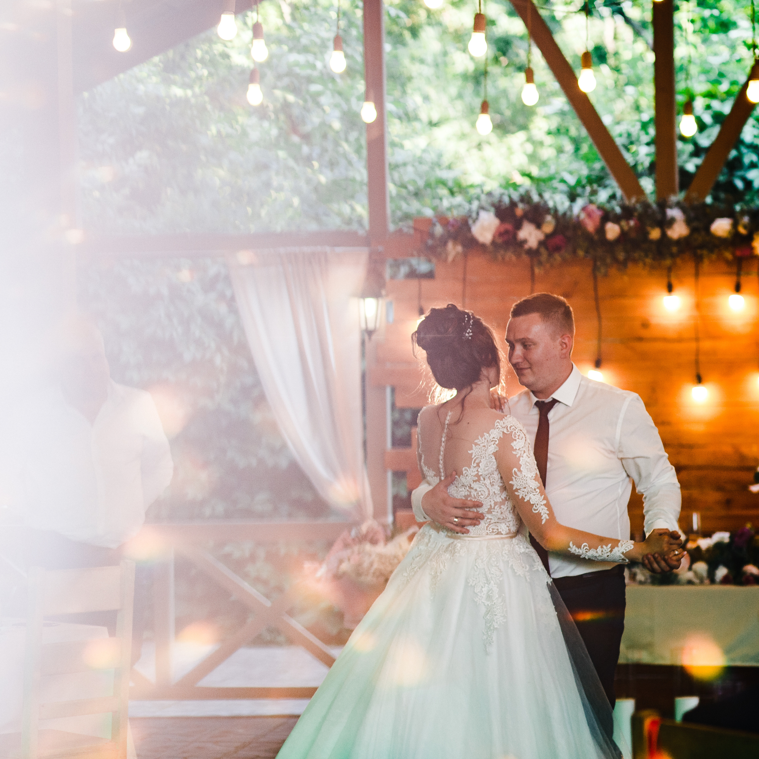 Весільний фотограф у Німеччині. Фото • Відео • Аерозйомка • Контент для бізнесу