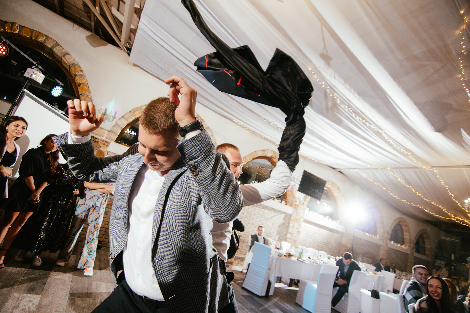 Весільний фотограф у Німеччині. Фото • Відео • Аерозйомка • Контент для бізнесу