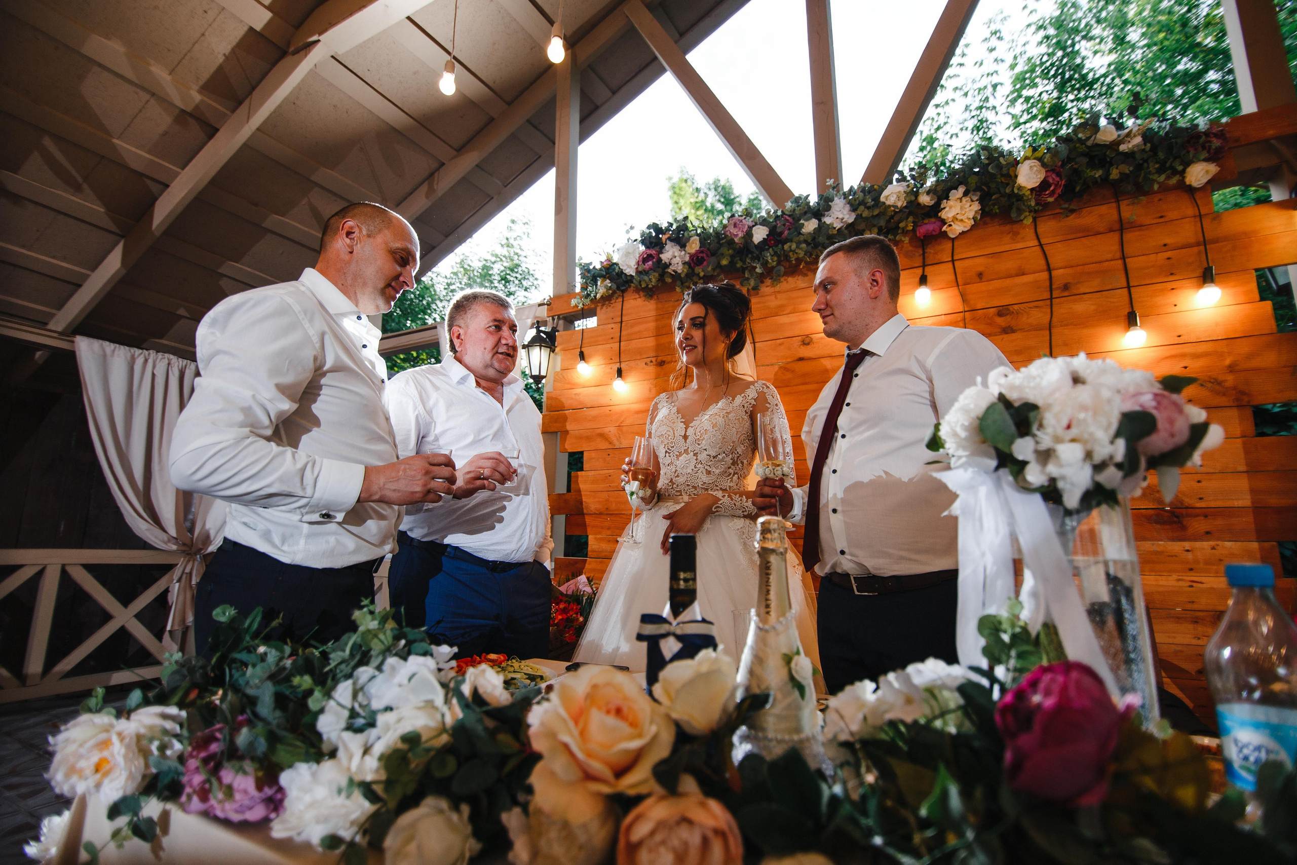 Весільний фотограф у Німеччині. Фото • Відео • Аерозйомка • Контент для бізнесу