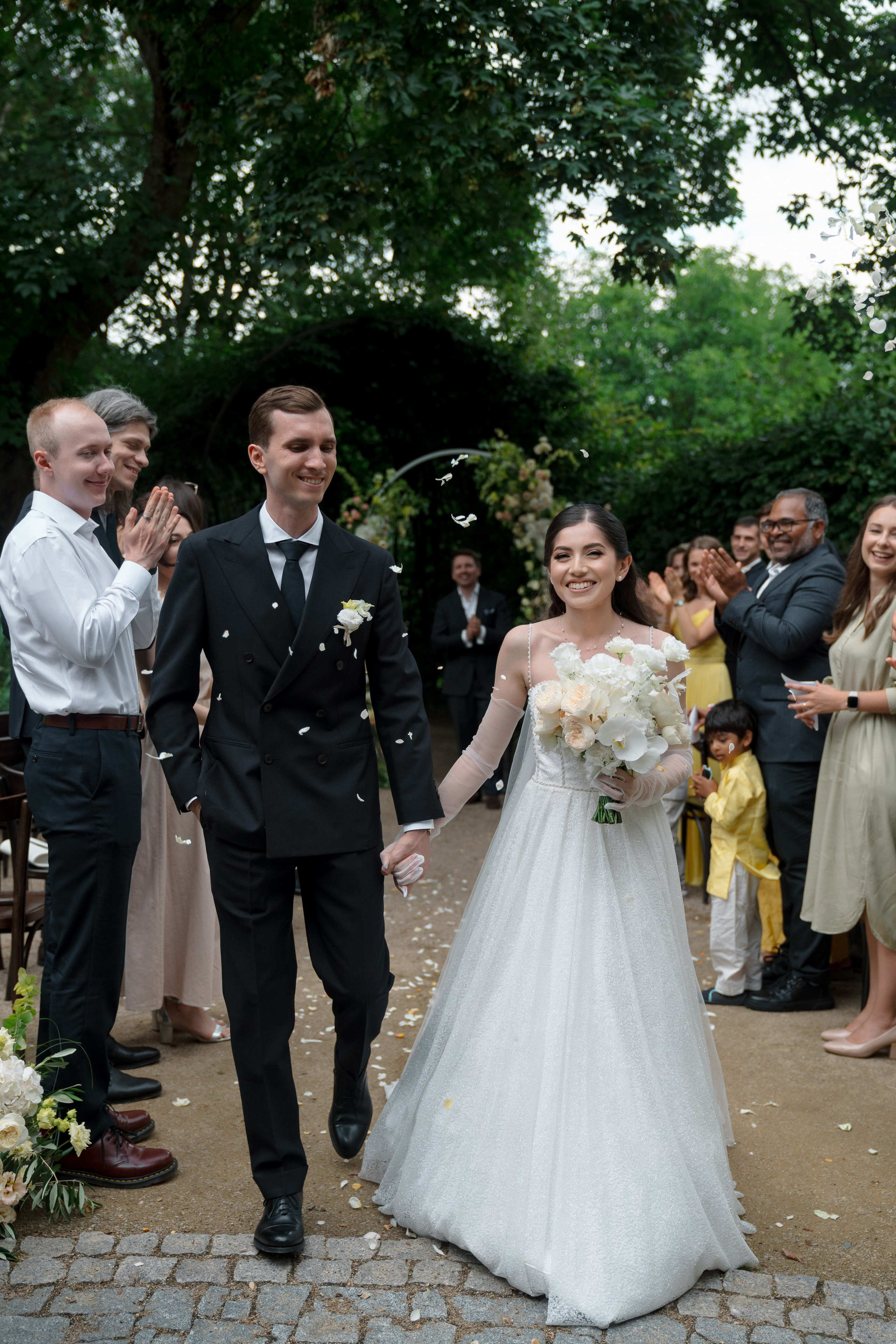 A Romantic Tuscan-Inspired Wedding in Czech Republic. Vitalie Varvarynets - Весільний фотограф Прага
