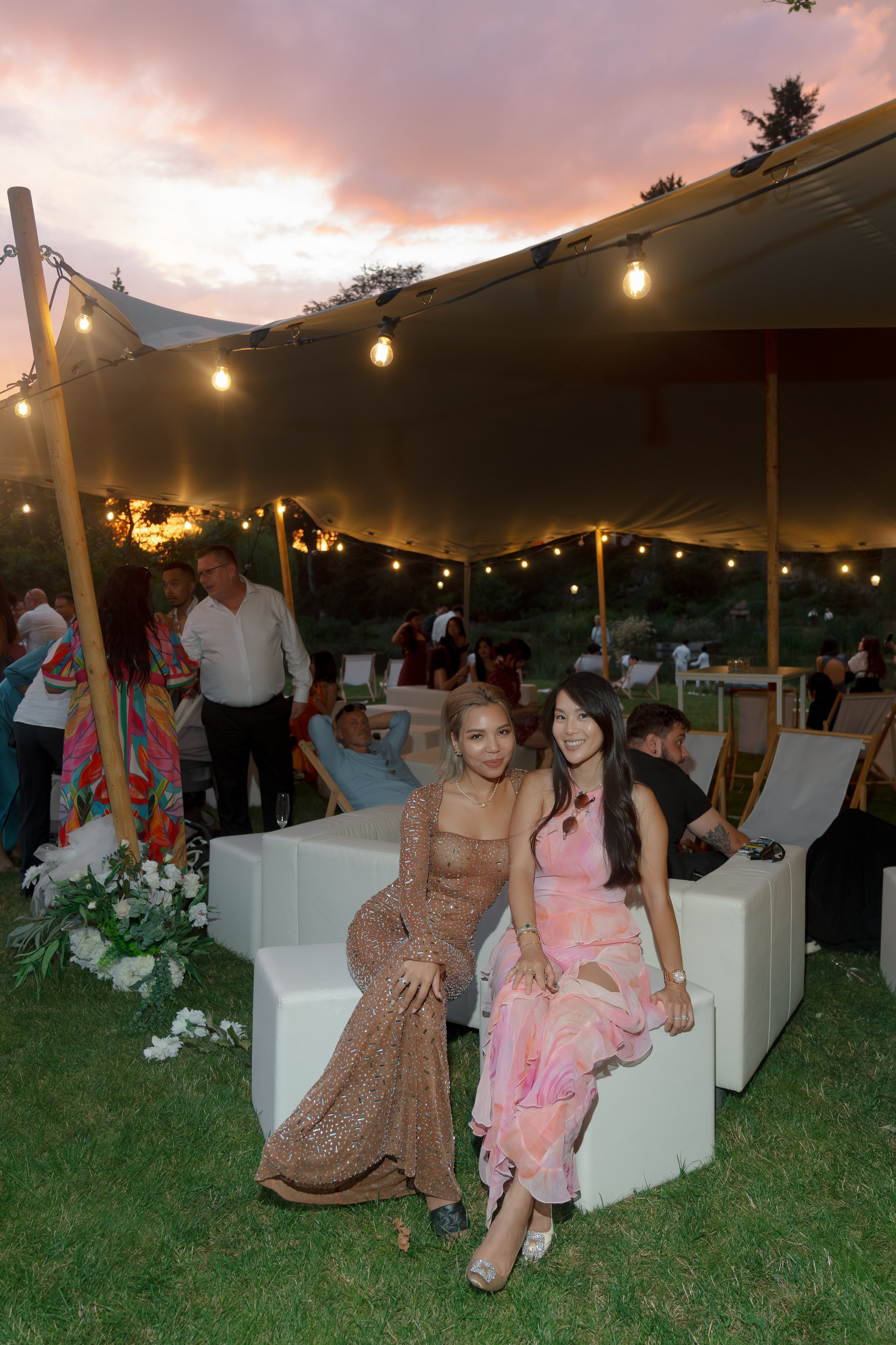 A Grand Asian Wedding at a Historic European Castle. Vitalie Varvarynets - Весільний фотограф Прага