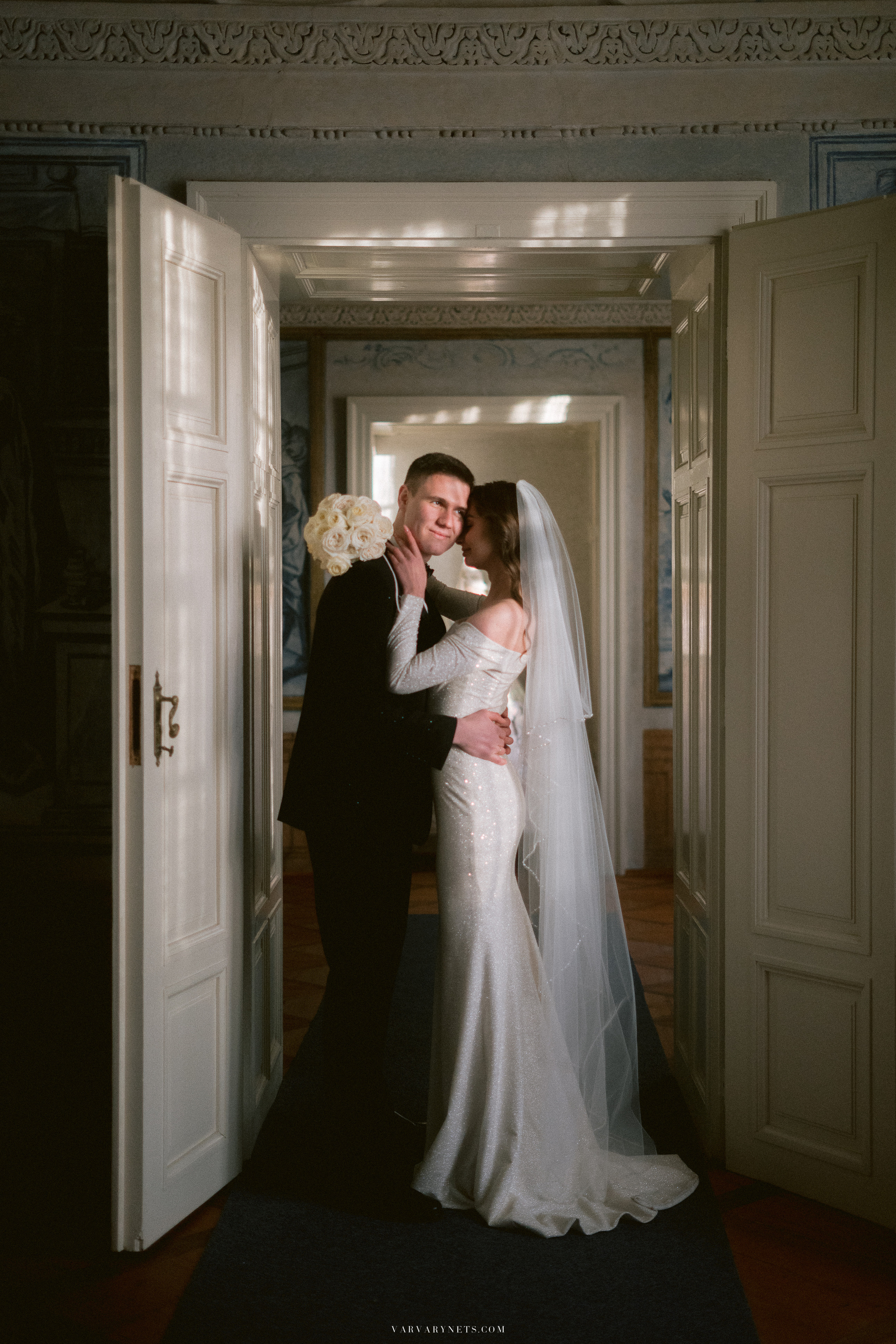 When Hollywood Glamour Met Czech Castle Charms: Natalie and Thomas. Vitalie Varvarynets — Prague Wedding Photographer