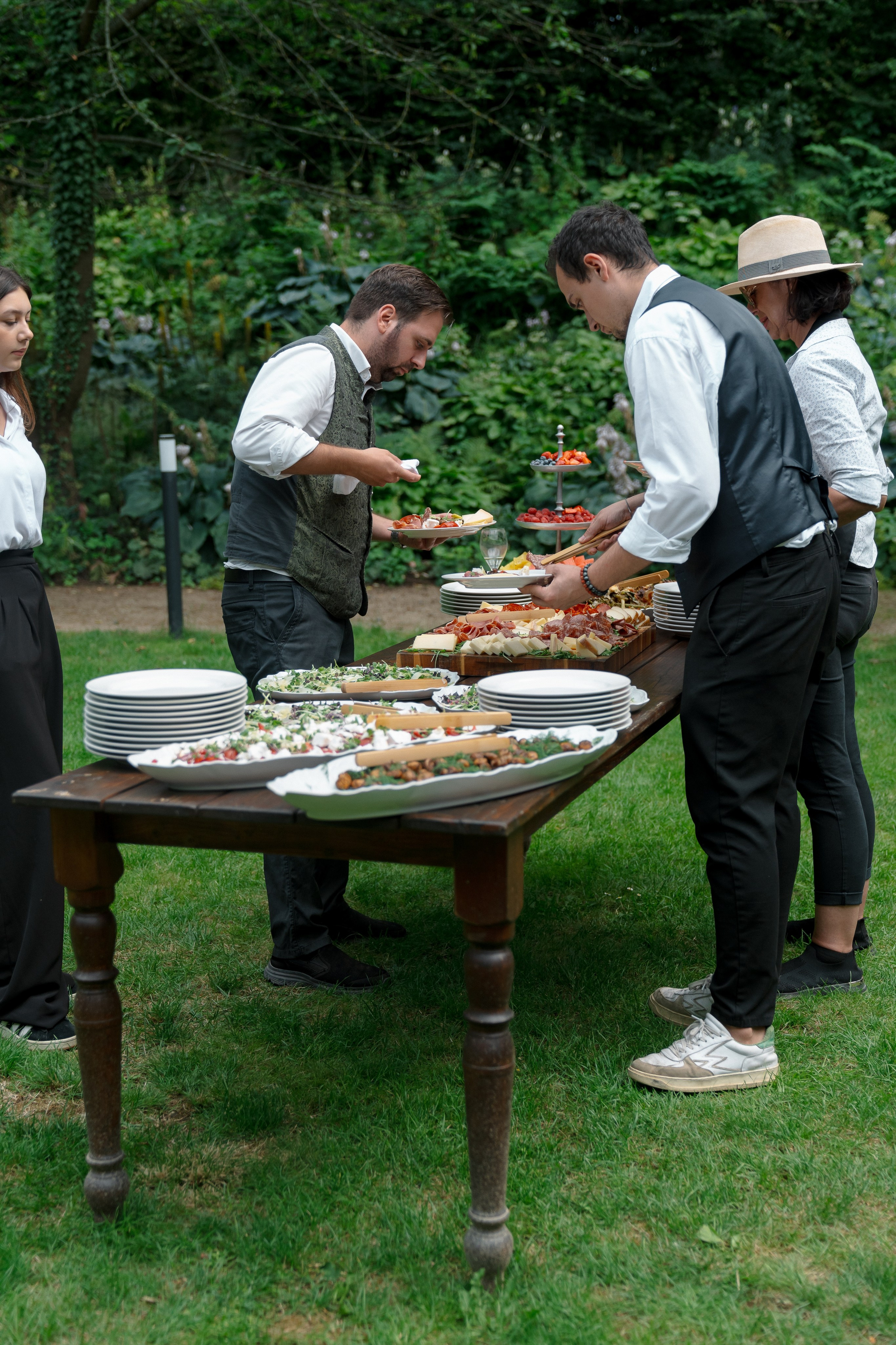 A Romantic Tuscan-Inspired Wedding in Czech Republic. Vitalie Varvarynets - Весільний фотограф Прага