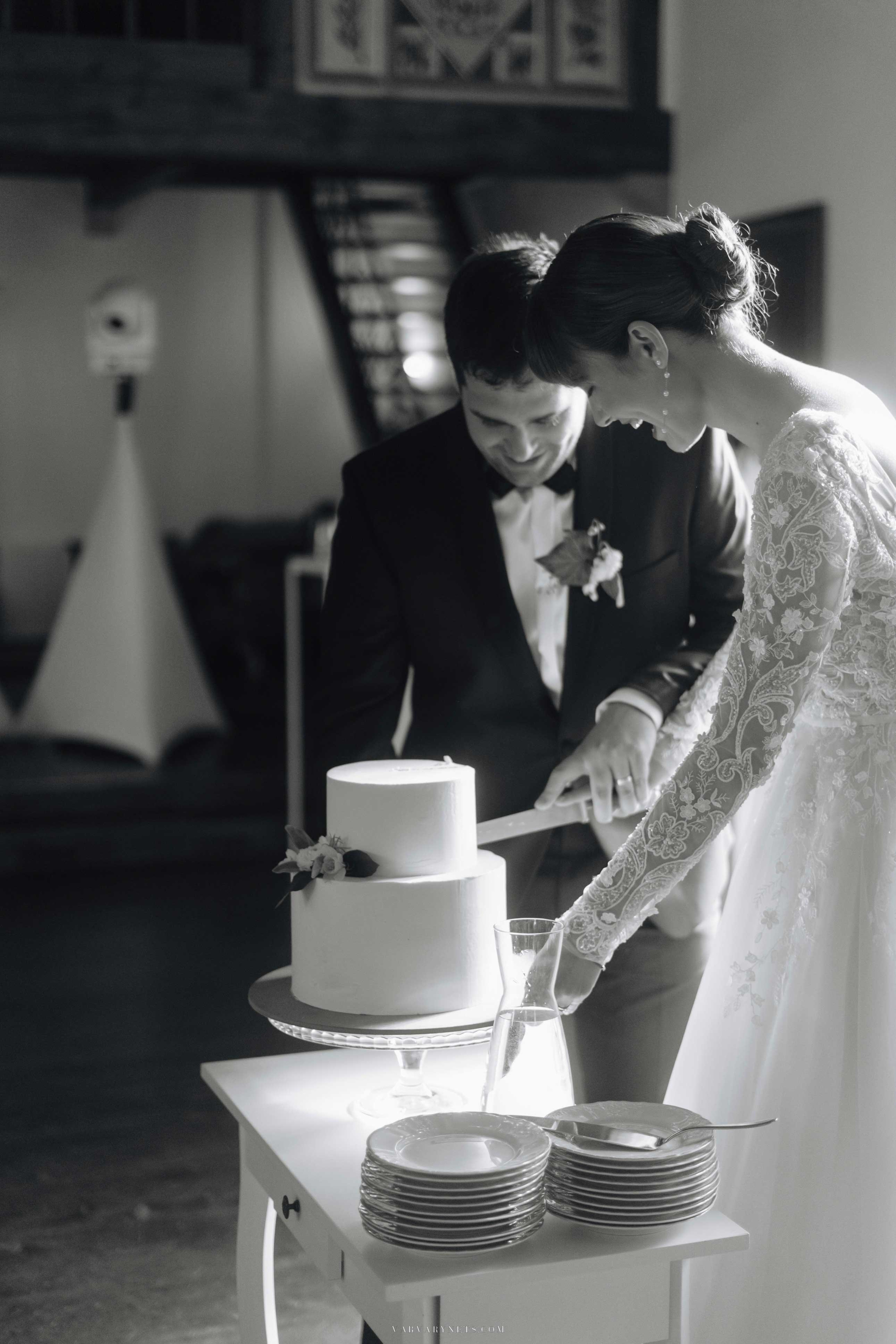 Свадьба в замках Чехии. Vitalie Varvarynets — свадебный фотограф Прага