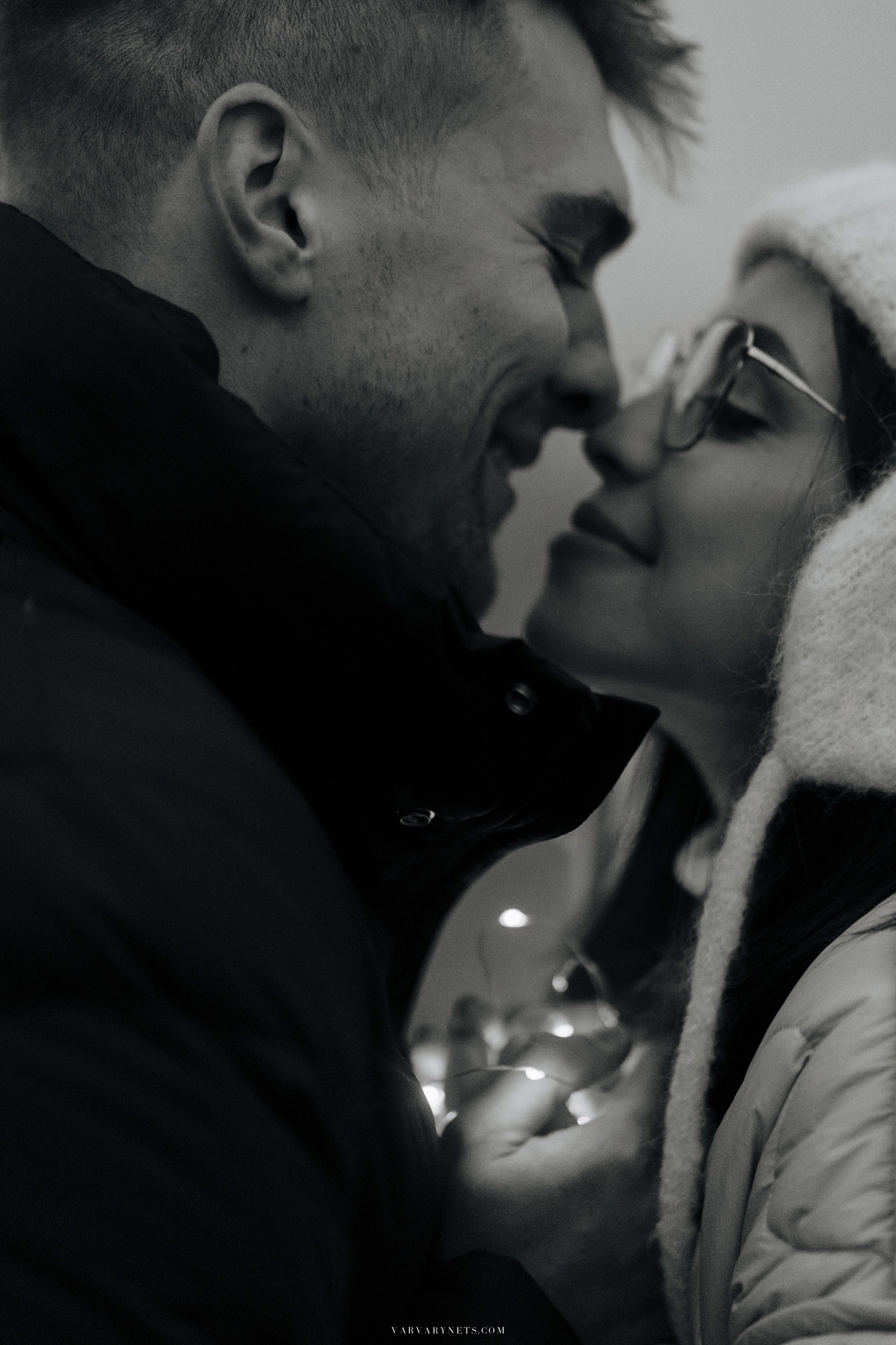 The magical proposal of hand and heart in enchanting Prague. Vitalie Varvarynets - Весільний фотограф Прага