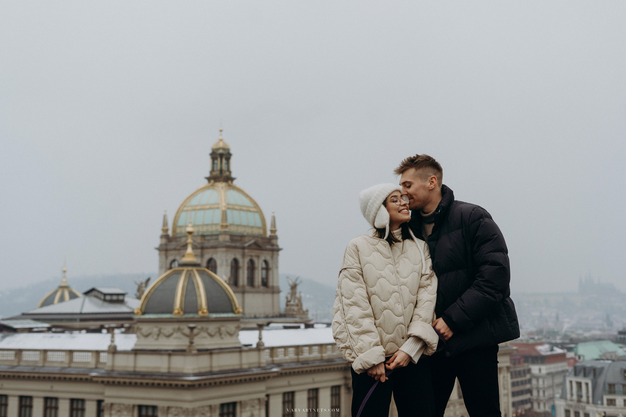 The magical proposal of hand and heart in enchanting Prague. Vitalie Varvarynets - Весільний фотограф Прага