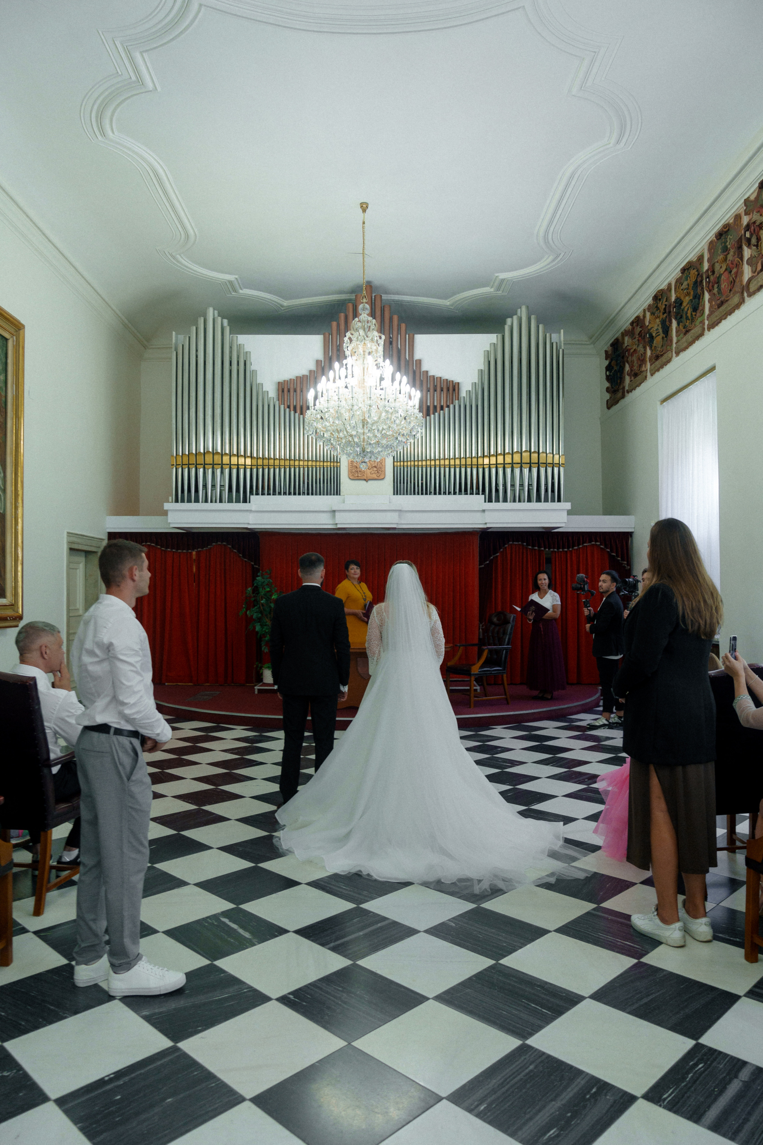 «Romance of Katherine and Maxim: Vienna Empire Captured». Vitalie Varvarynets - Весільний фотограф Прага