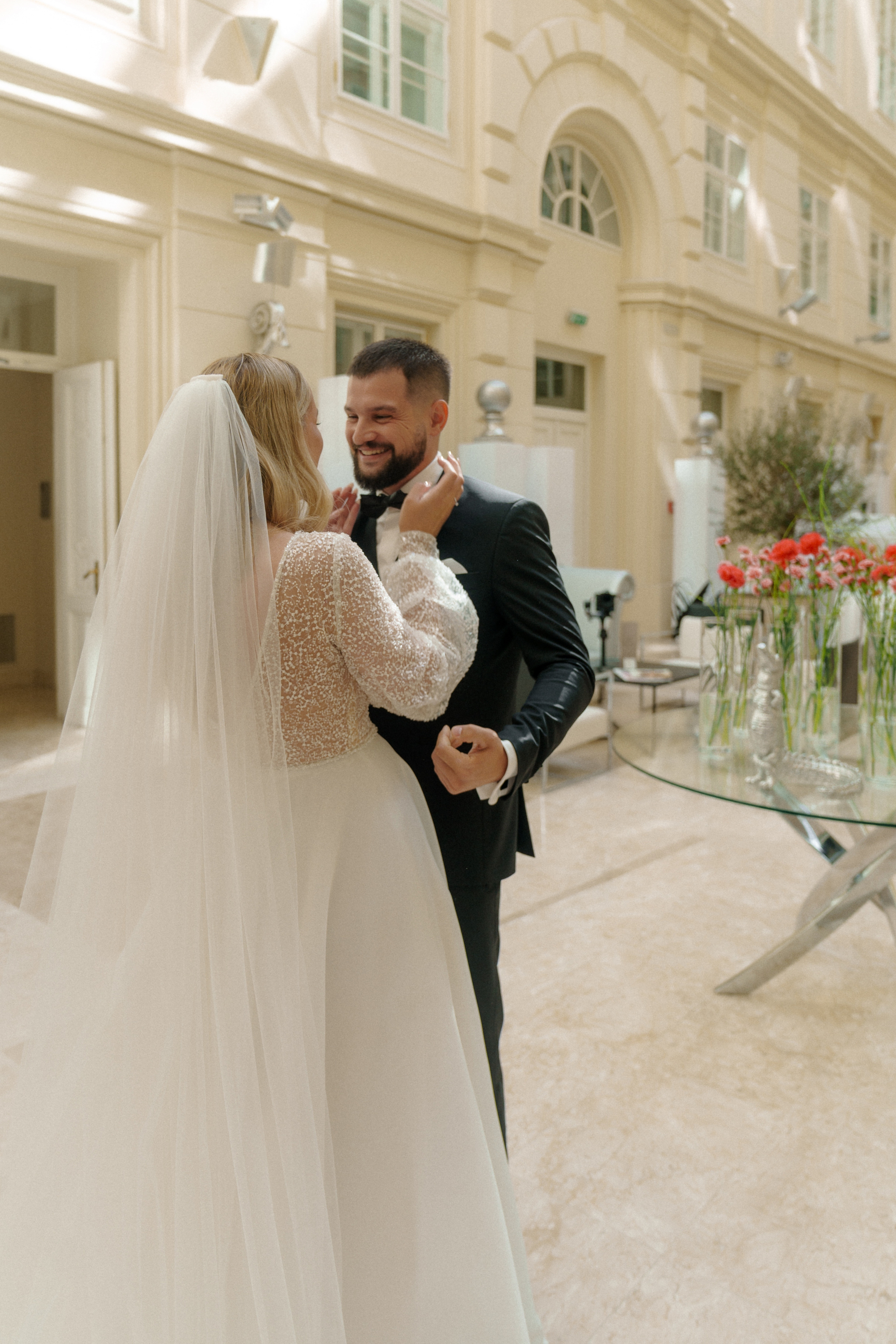 «Romance of Katherine and Maxim: Vienna Empire Captured». Vitalie Varvarynets - Весільний фотограф Прага