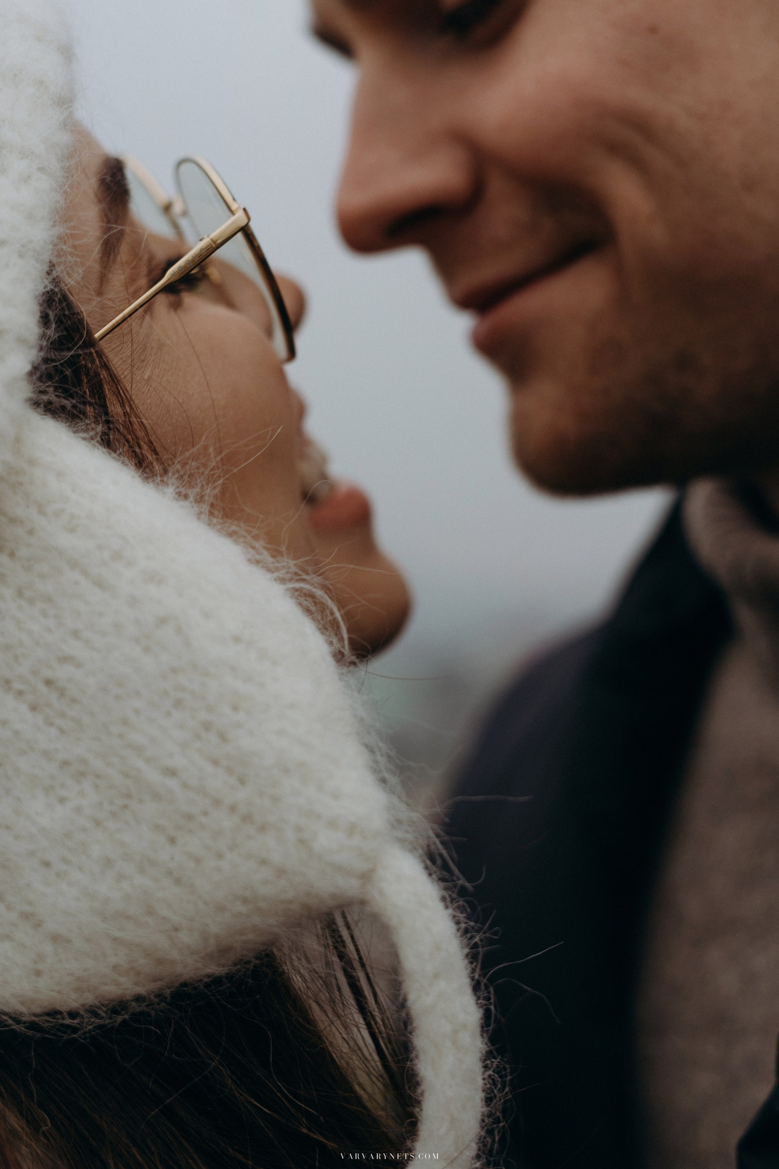 The magical proposal of hand and heart in enchanting Prague. Vitalie Varvarynets - Весільний фотограф Прага