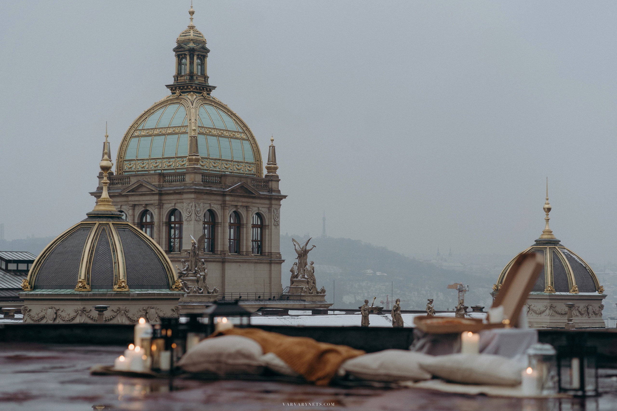 The magical proposal of hand and heart in enchanting Prague. Vitalie Varvarynets - Весільний фотограф Прага