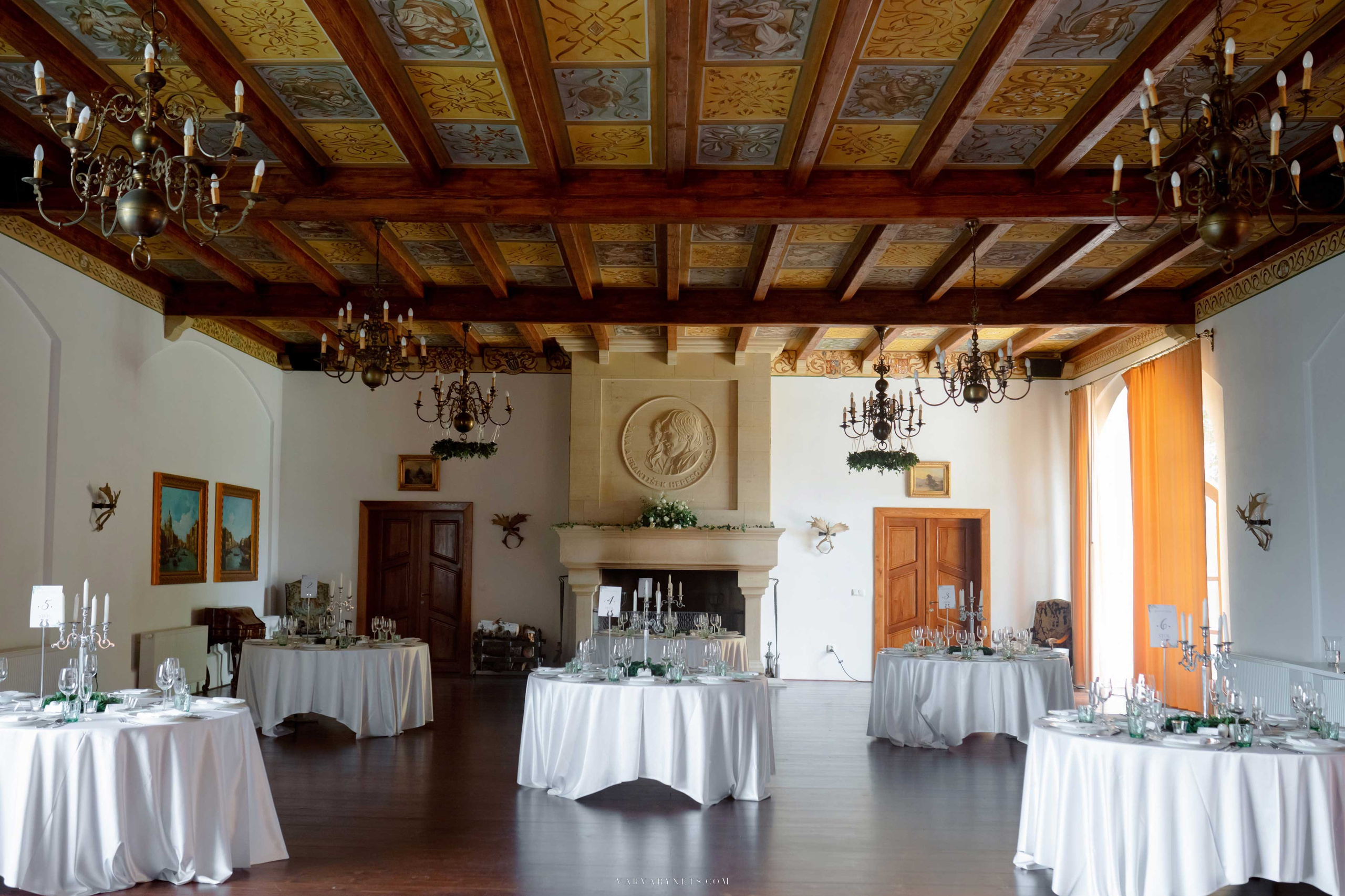 Свадьба в замках Чехии. Vitalie Varvarynets — свадебный фотограф Прага