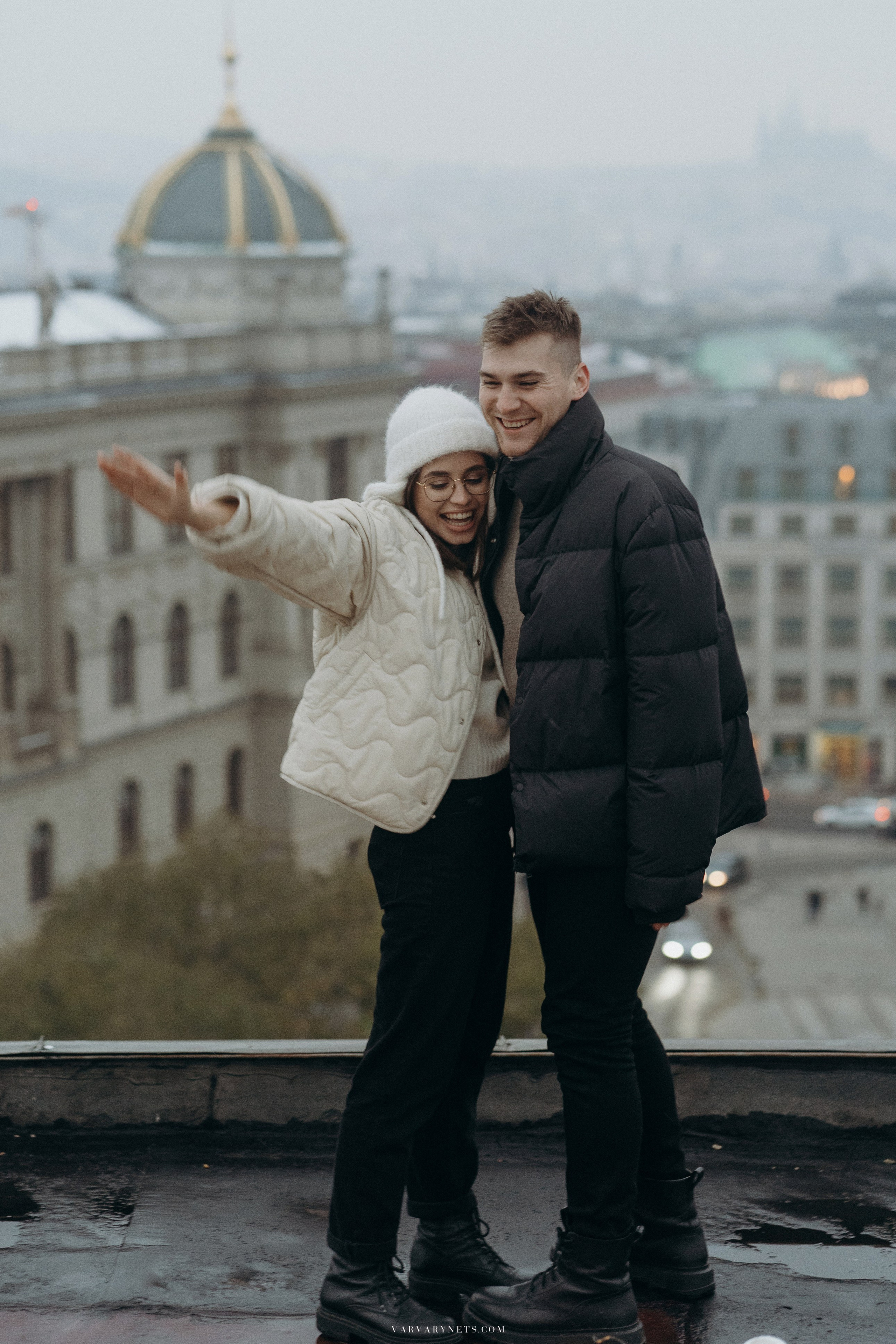 The magical proposal of hand and heart in enchanting Prague. Vitalie Varvarynets - Весільний фотограф Прага