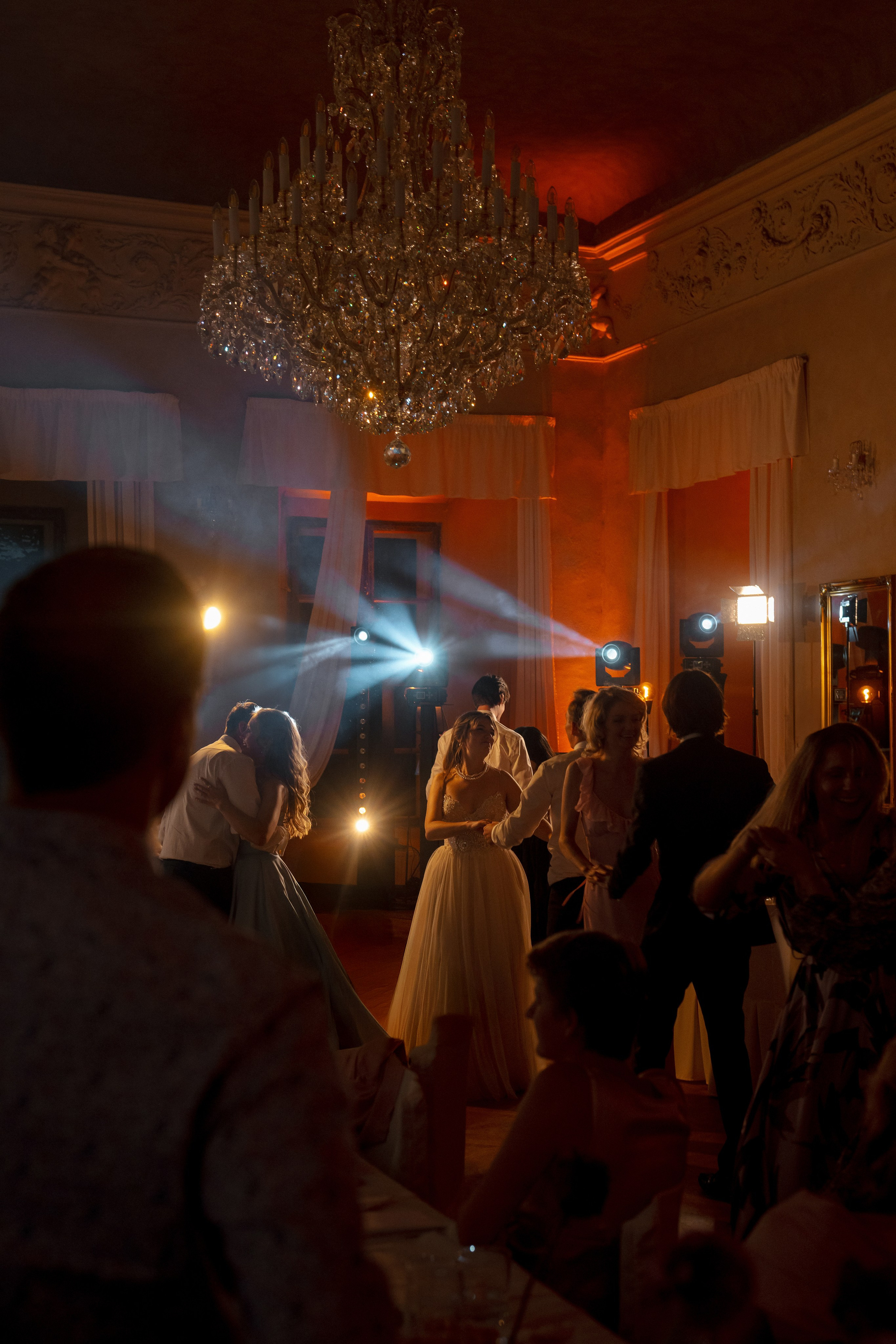 Timeless Elegance: Shanna and Bartosz’s Wedding at Radic Castle. Vitalie Varvarynets — Prague Wedding Photographer