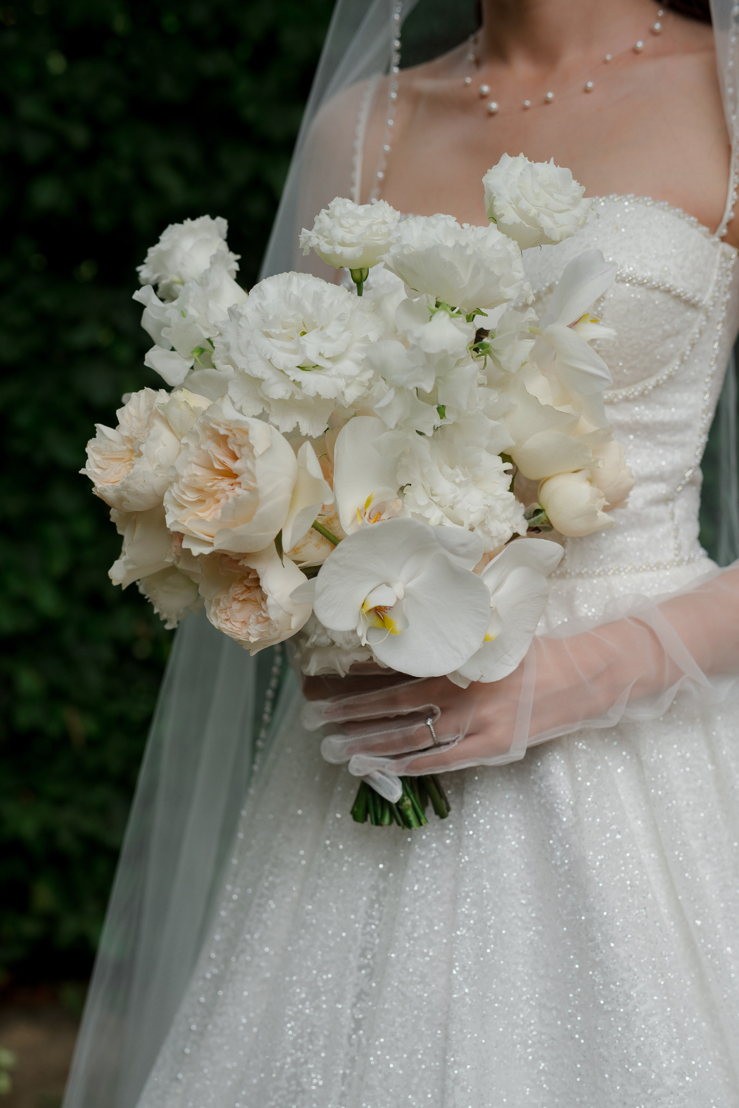 A Romantic Tuscan-Inspired Wedding in Czech Republic. Vitalie Varvarynets - Весільний фотограф Прага