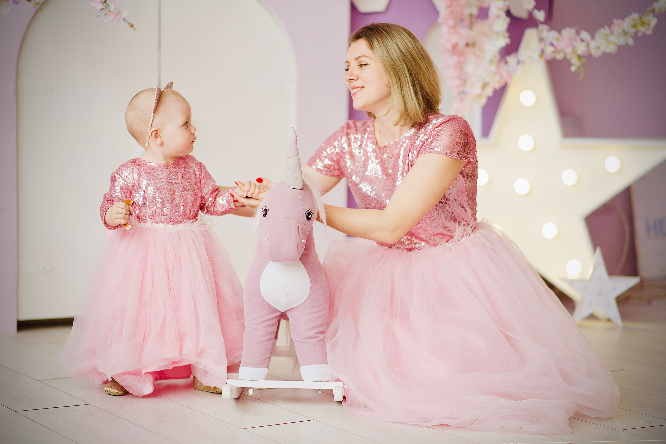 Мама Оля із донечкою Анічкою. Фотограф Марія Якимичева