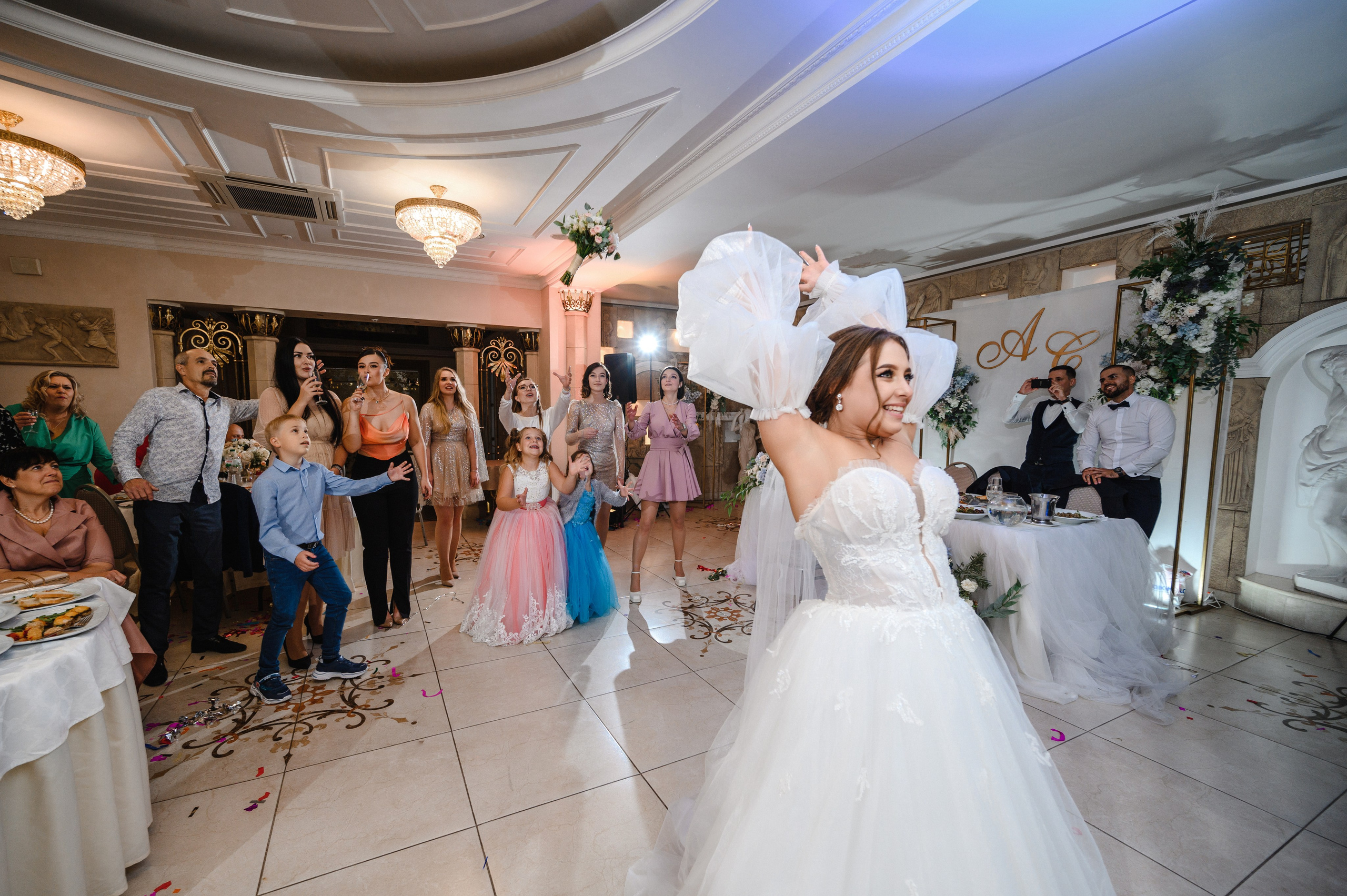 Свадебный фотограф в Молдове, Румынии, Одессе и Турции</title>