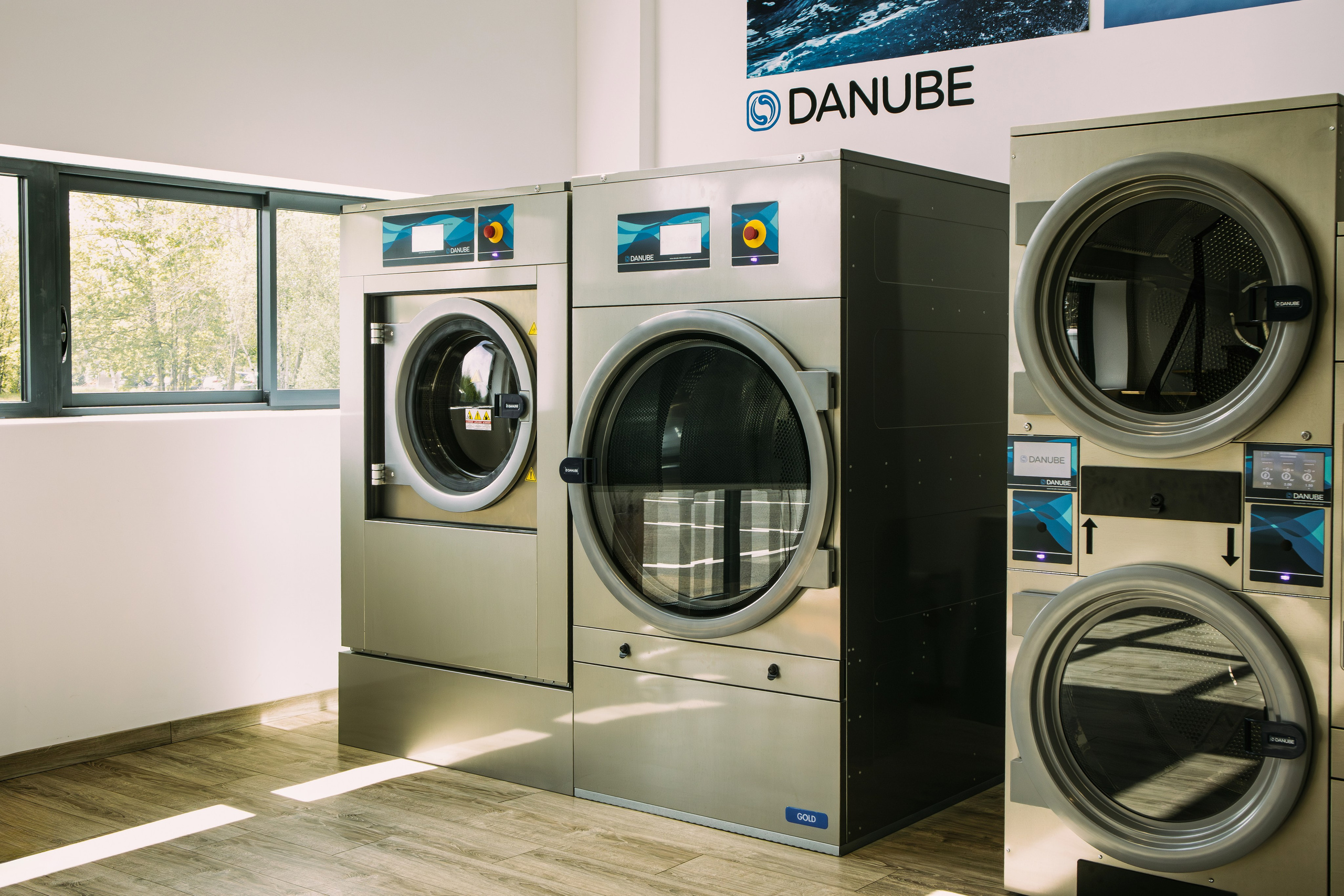 Corporate & Industrial Photography — Business Visuals | Lev Otinov