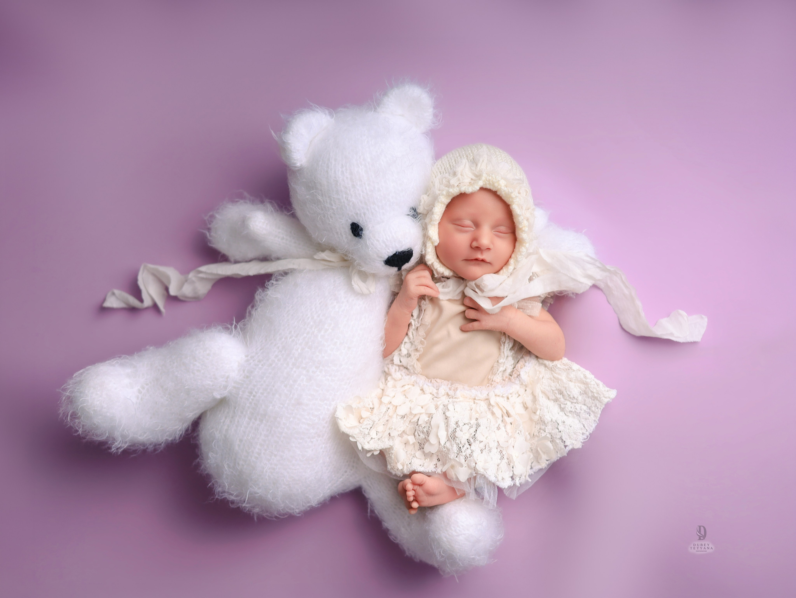 Workshop Praha 23-24.05. NEWBORN + PREGNANCY. Fotografka miminek a těhotenství v Praze a celé ČR