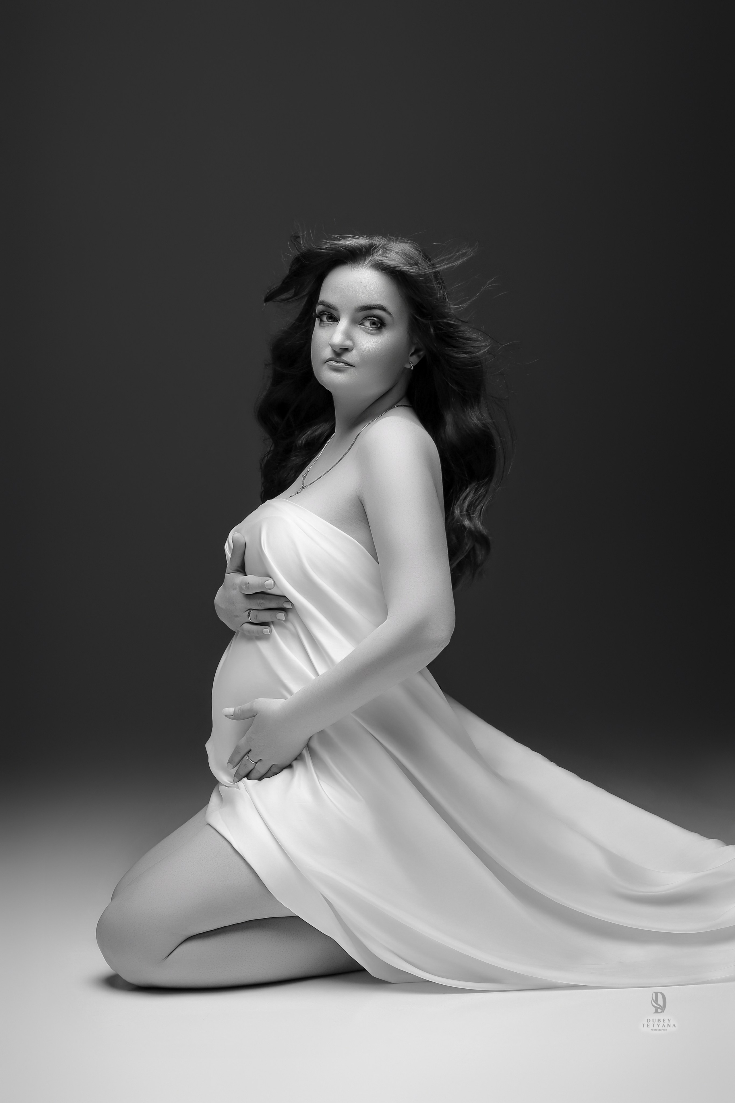 Workshop Praha 23-24.05. NEWBORN + PREGNANCY. Fotografka miminek a těhotenství v Praze a celé ČR