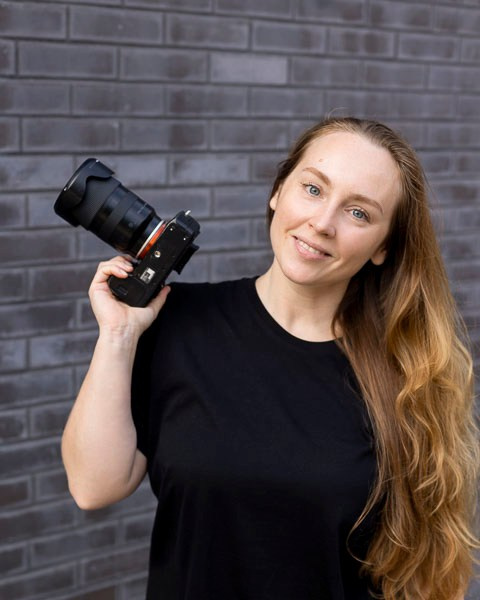 Wedding photography team Storytellers Films with photographer Alexandra Borsuk.