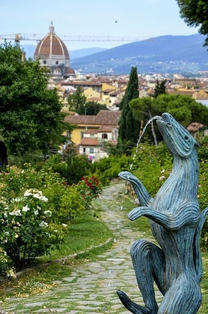 Locations Florence. Wedding and elopement photographer Italy Tuscany Como Milan Pavia Marija Galaka