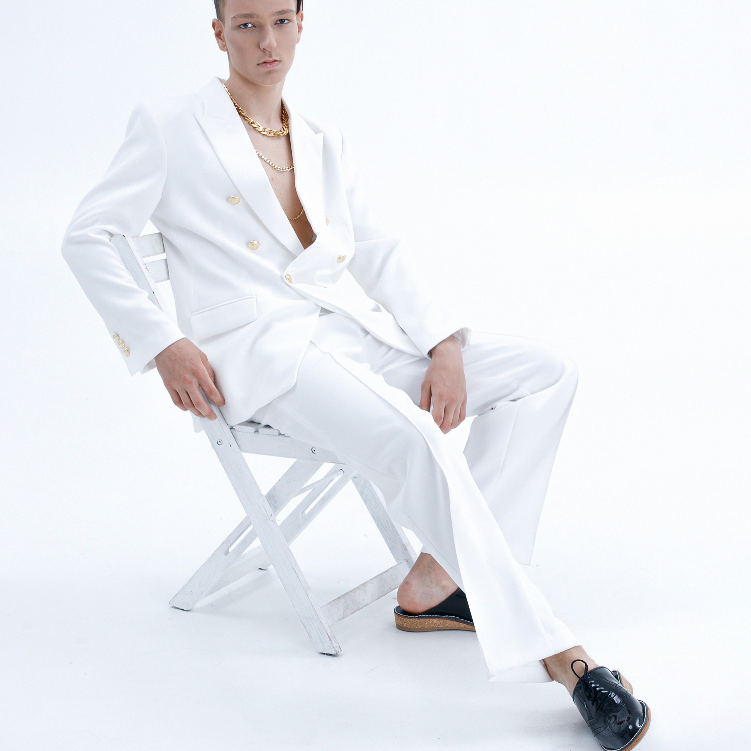 Catalogue for online store. Creative director Fashion and lifestyle photographer