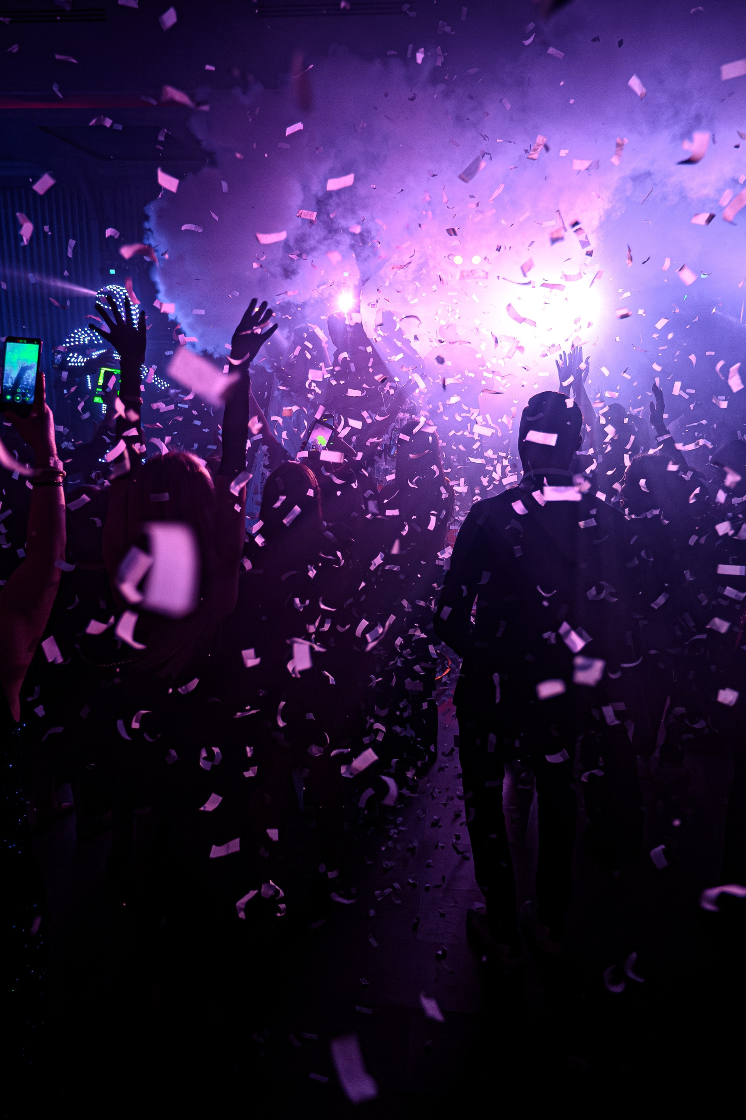 Cloud Foto — Vizualizează și Descarcă Fotografii | Cătălin Lazăr. Cătălin Lazăr Photography — Fotografie de nuntă și evenimente premium în România și Europa