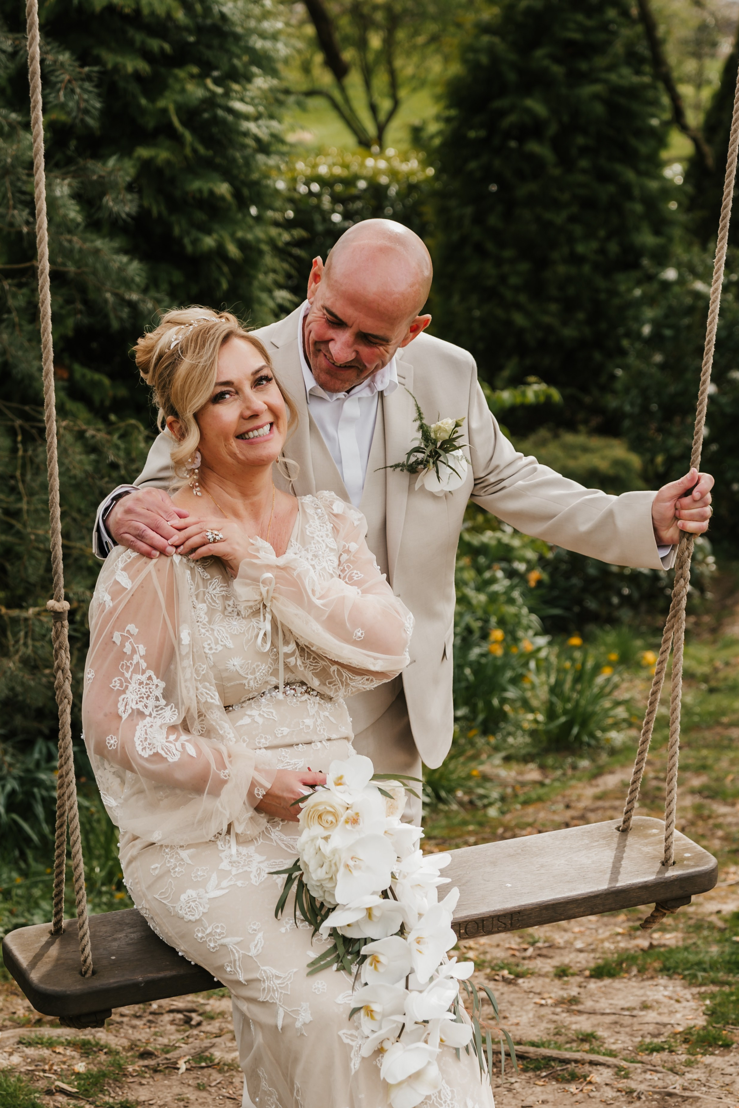 Rainy Day Photoshoot | Moody & Romantic Leeds Session. Rapley Photography | West Yorkshire Wedding & Portrait Photographer