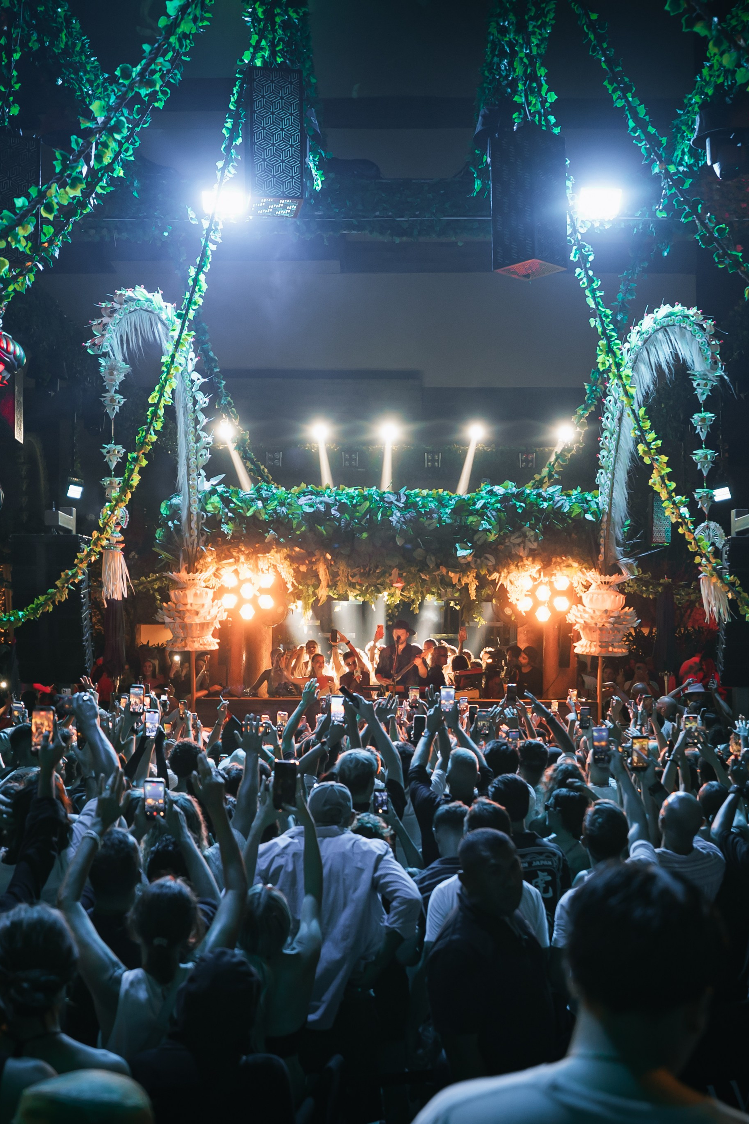 Monolink, electronic music producer performance in Savaya, Bali. Коммьюнити фотограф, Москва, Сергей Зворыгин